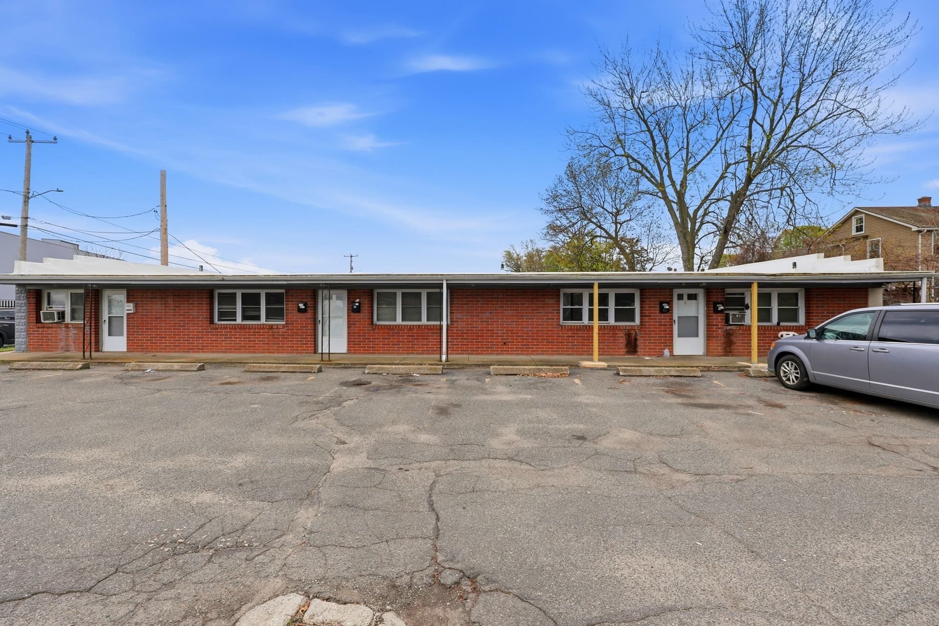50 Stevens St, Springfield MA 01104