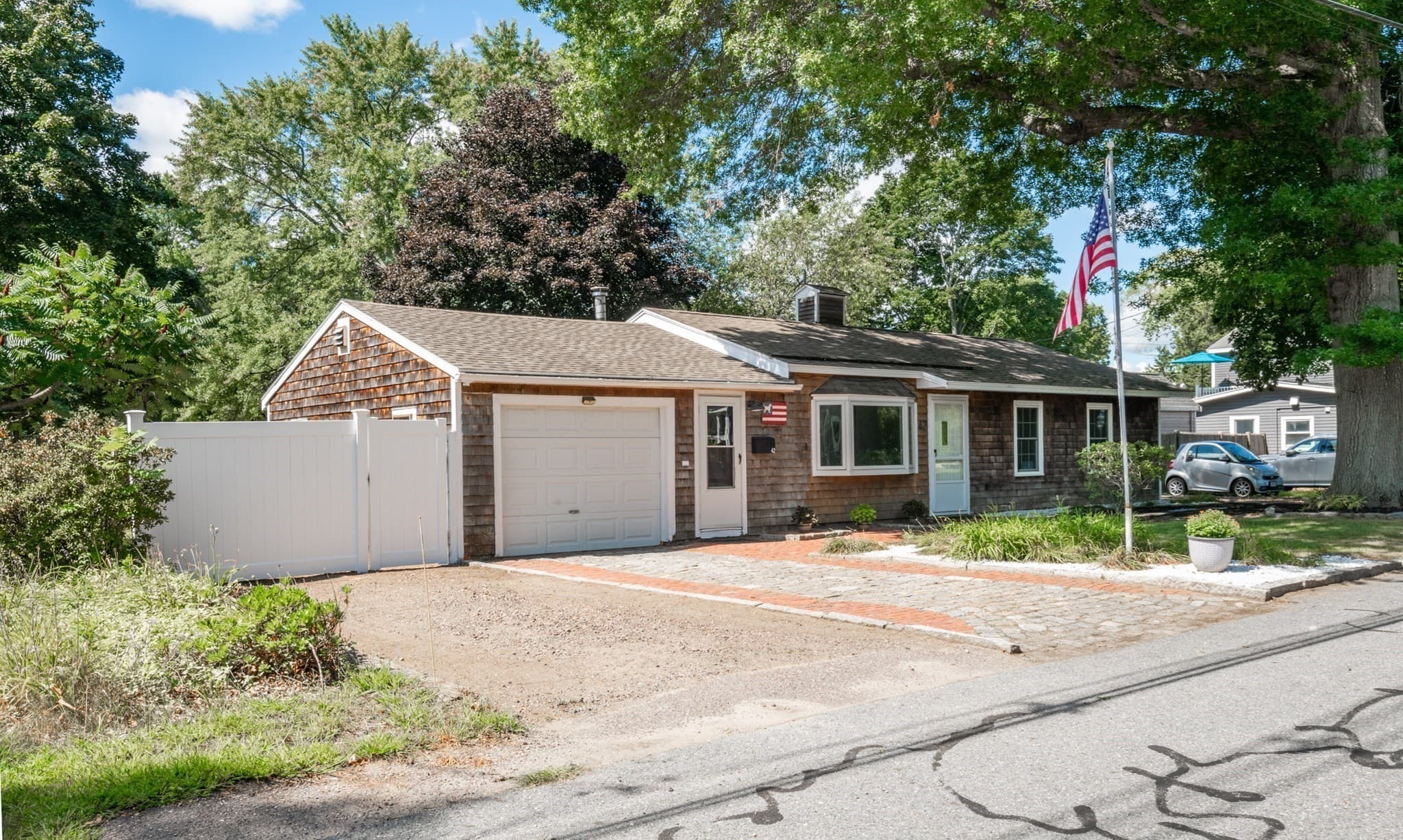 Single Family Residence at 42 Avery Street, Ipswich MA 01938, Ipswich, photo 2 of 26