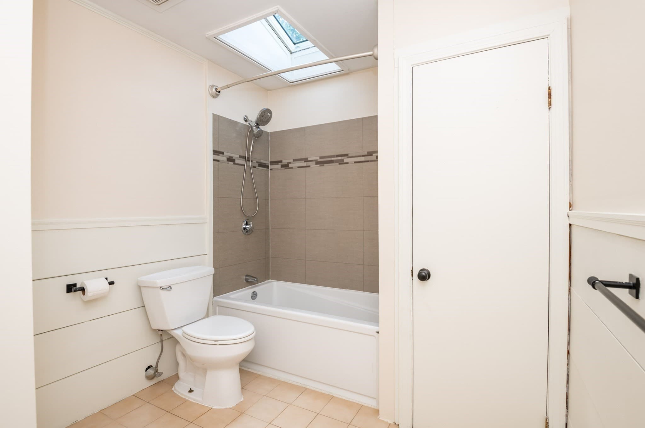 Single Family Residence at 42 Avery Street, Ipswich MA 01938, Ipswich, photo 15 of 26
