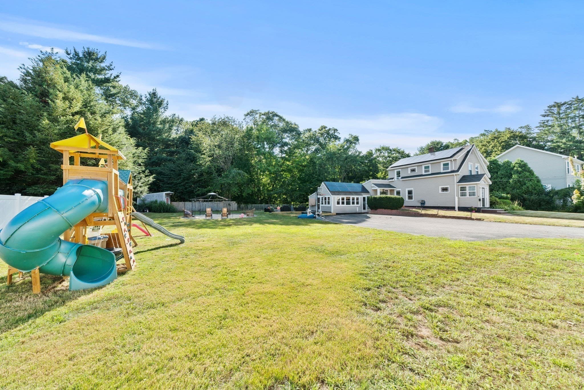 Single Family Residence at 119 Spring St, Rockland MA 02370, Rockland, photo 5 of 34