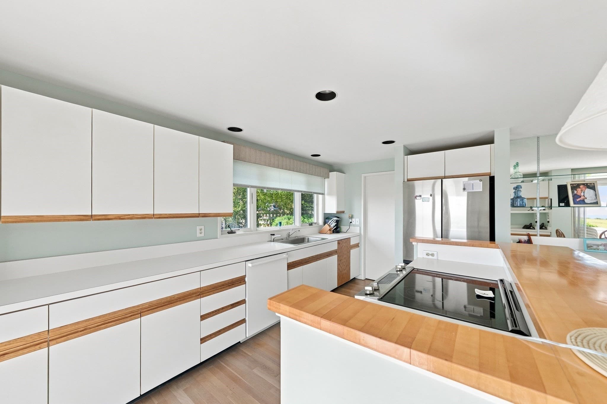Condominium at 42 North Shore Drive # 1, Dartmouth MA 02748, Dartmouth, photo 13 of 38