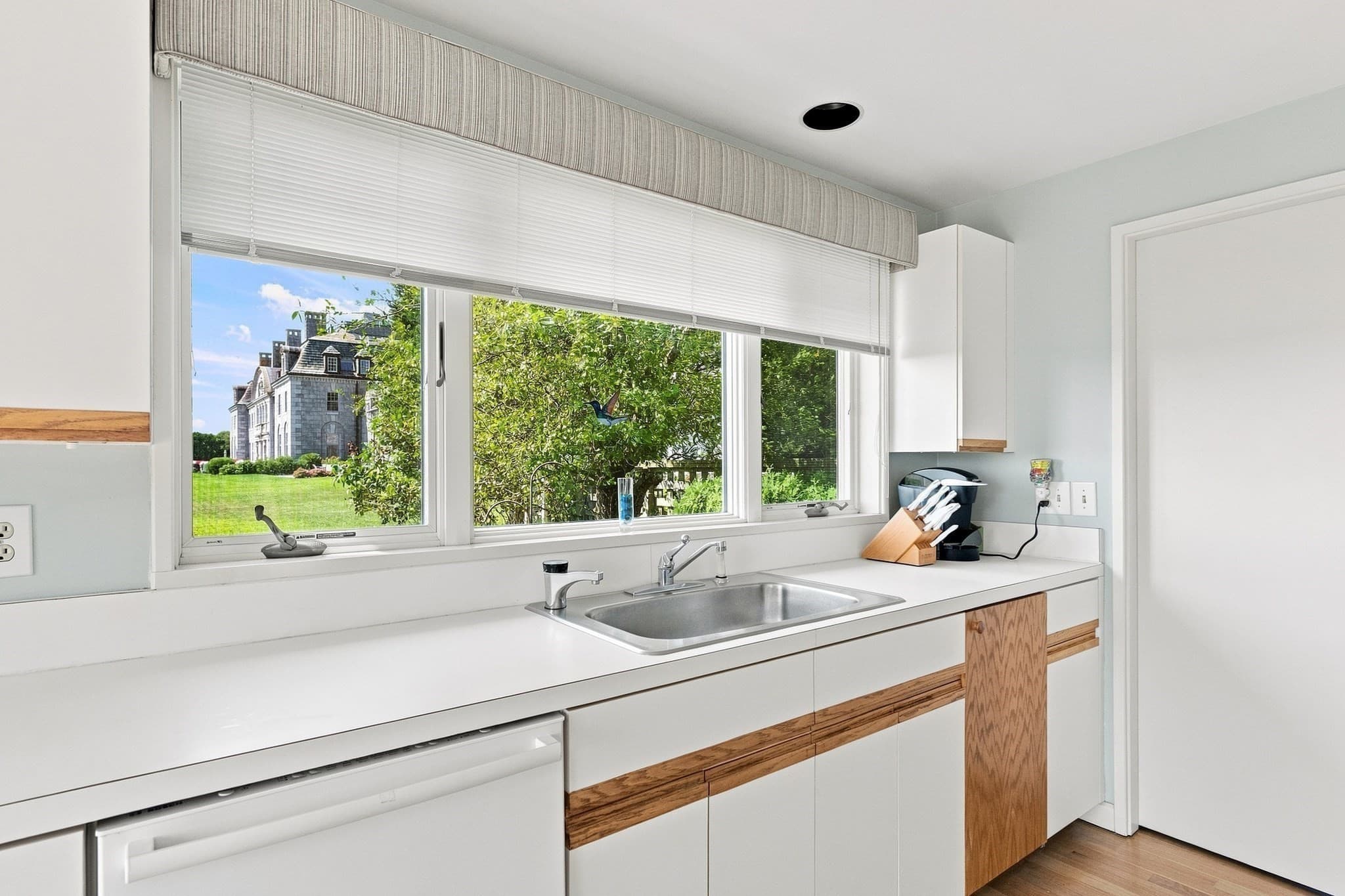 Condominium at 42 North Shore Drive # 1, Dartmouth MA 02748, Dartmouth, photo 14 of 38