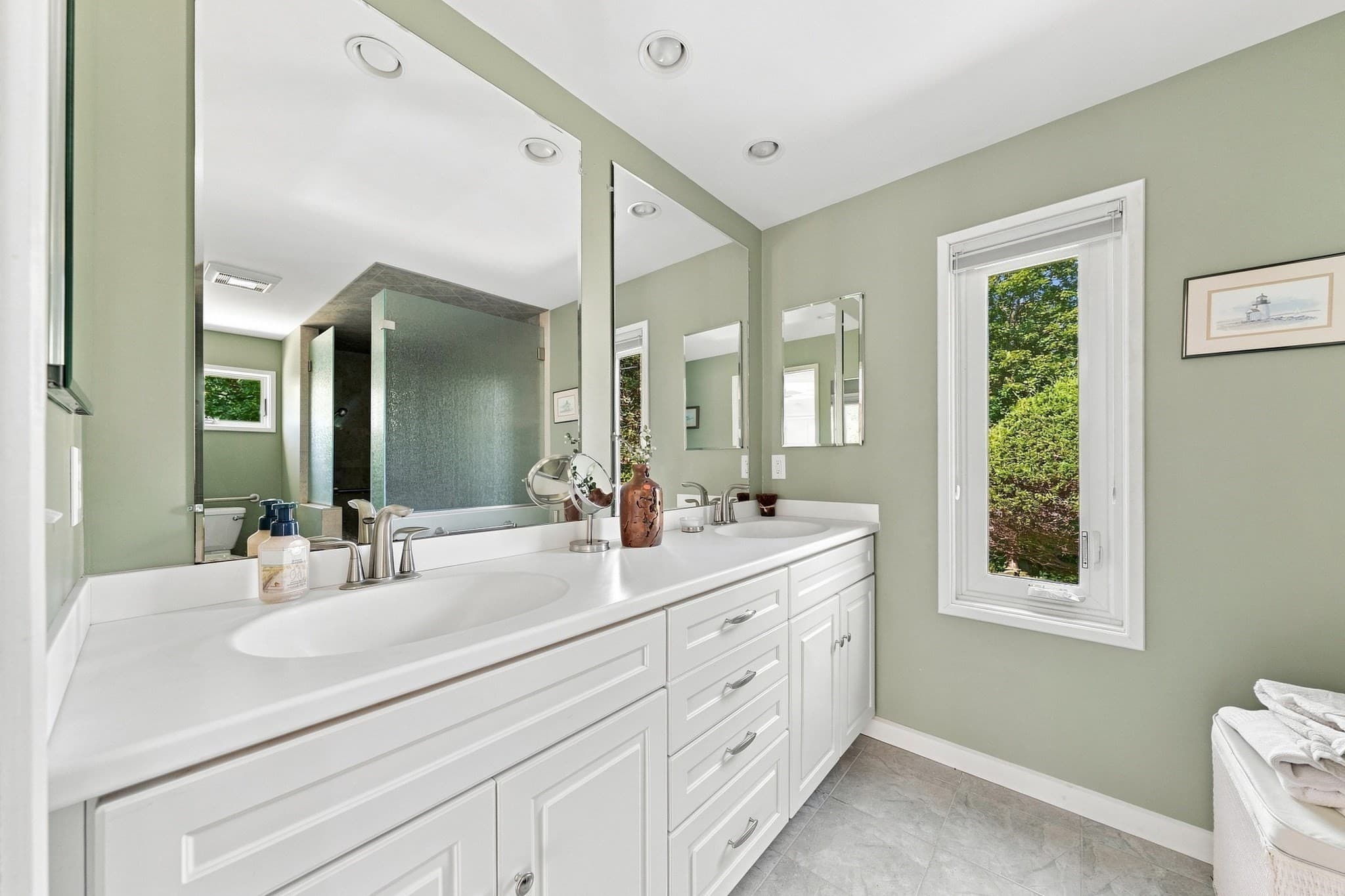 Condominium at 42 North Shore Drive # 1, Dartmouth MA 02748, Dartmouth, photo 19 of 38