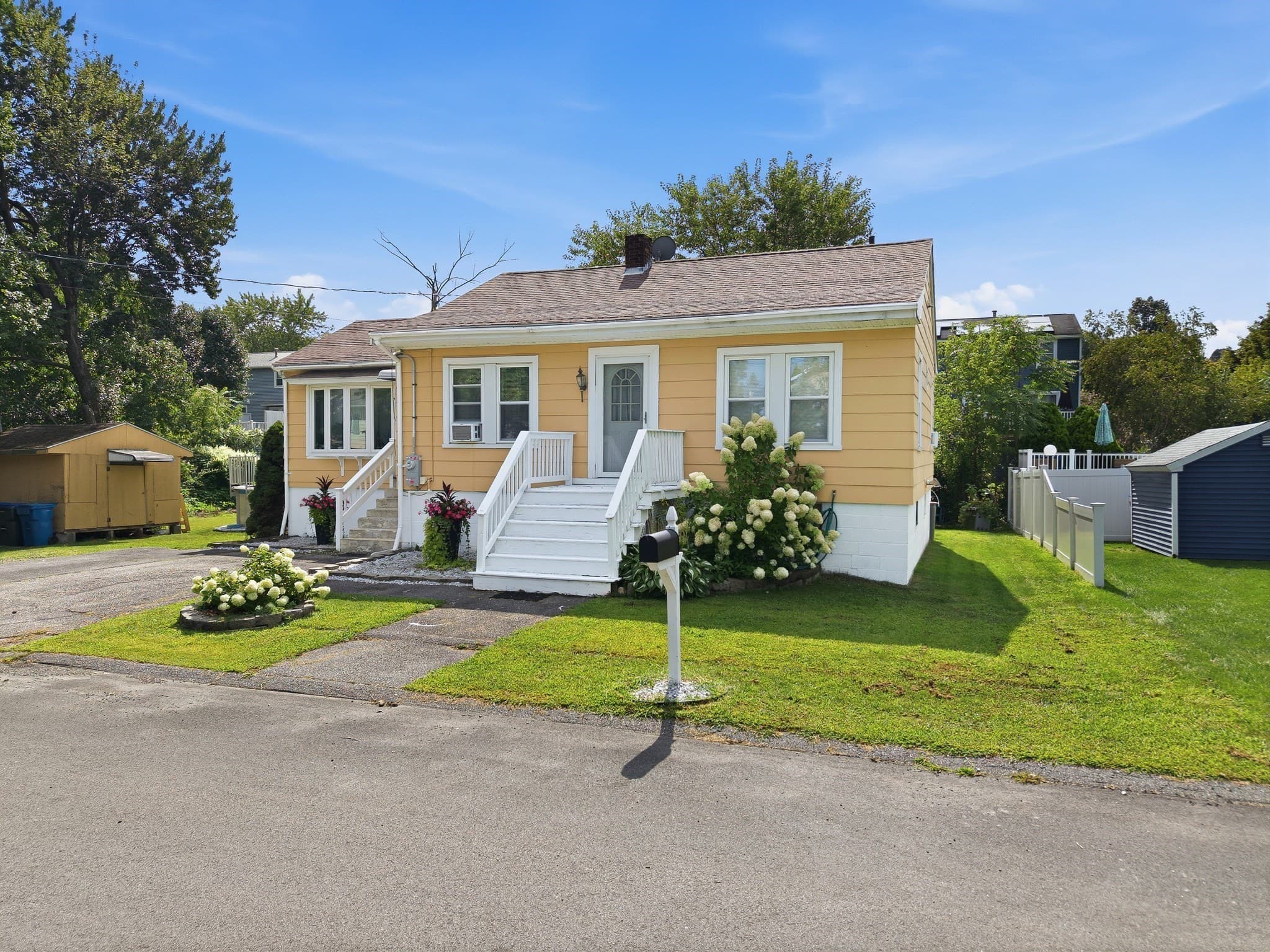 Single Family Residence at 120 Leroy Ave, Lawrence MA 01841, Lawrence, photo 3 of 29