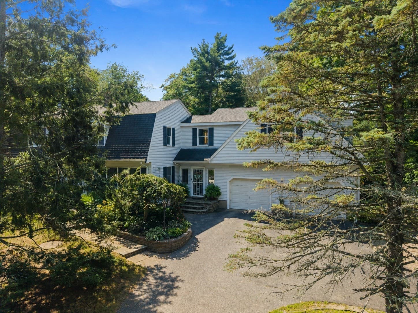 Single Family Residence at 36 Pine Street, Berkley MA 02779, Berkley, photo 3 of 35