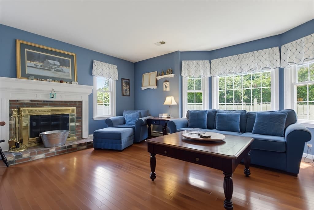 Single Family Residence at 11 Ryan Drive, Norwood MA 02062, Norwood, photo 11 of 32