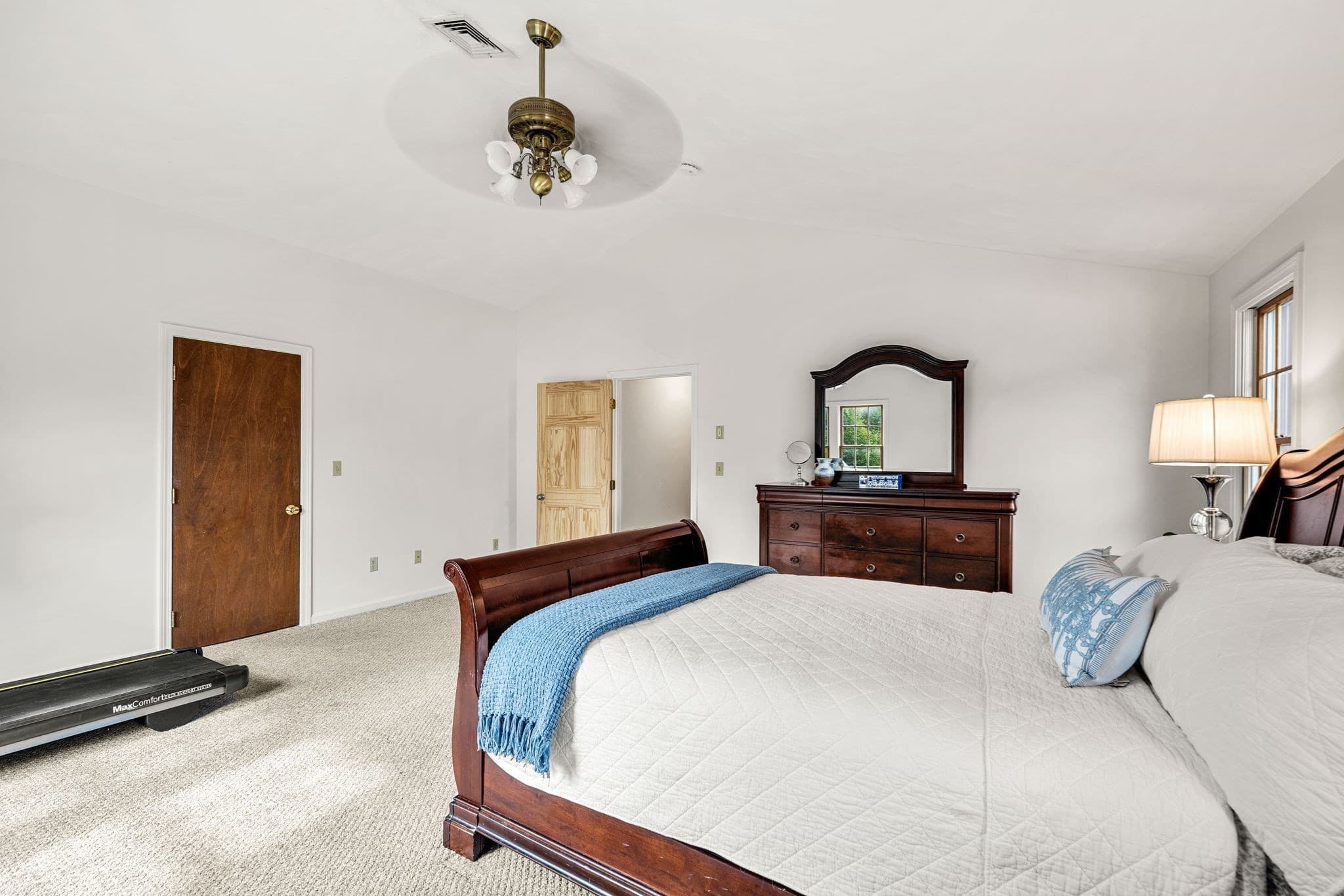 Single Family Residence at 21 Chester St, Amesbury MA 01913, Amesbury, photo 17 of 28