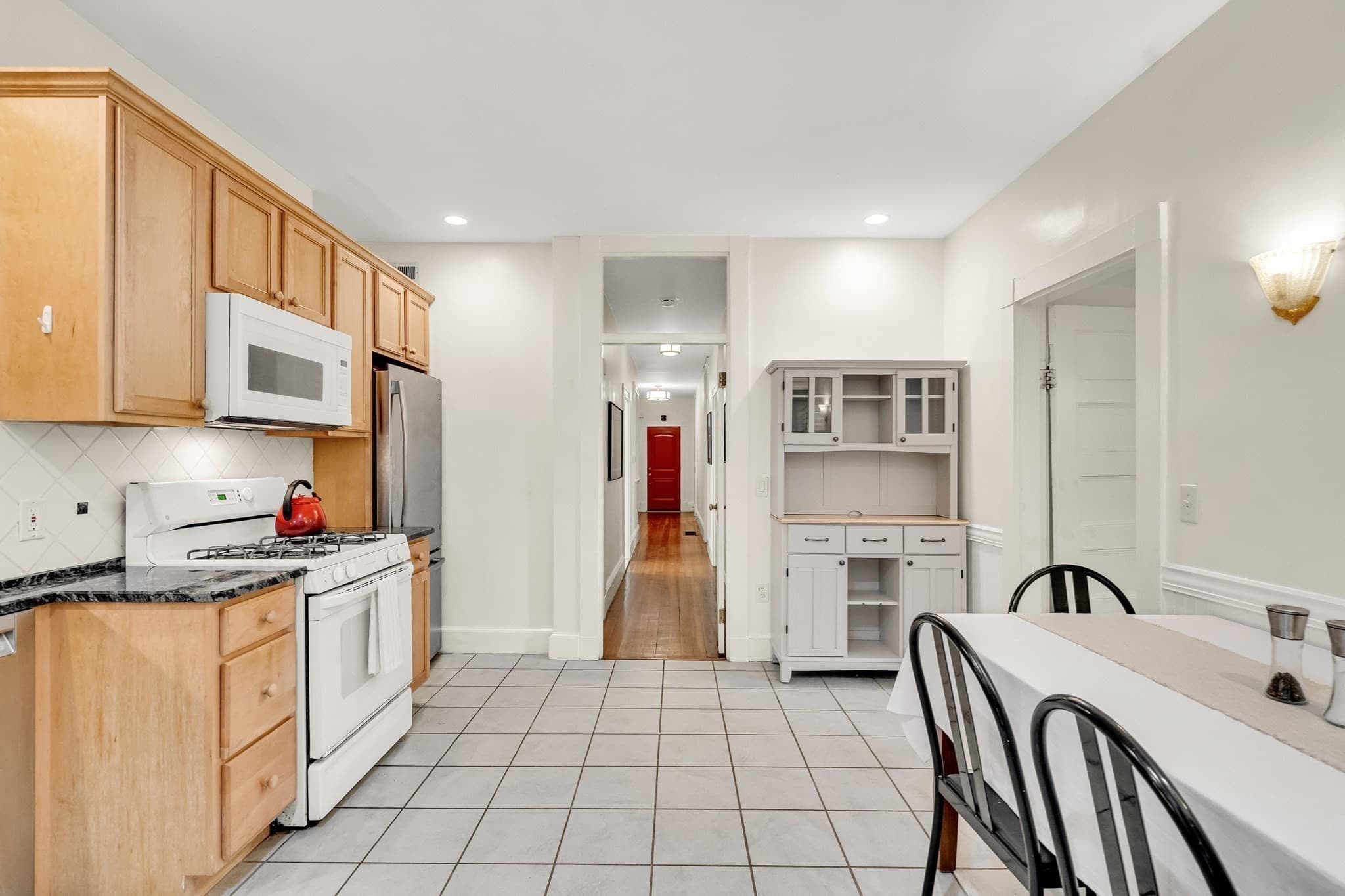 Condominium at 124 Chestnut St # 1, Brookline MA 02445, Brookline, photo 18 of 27