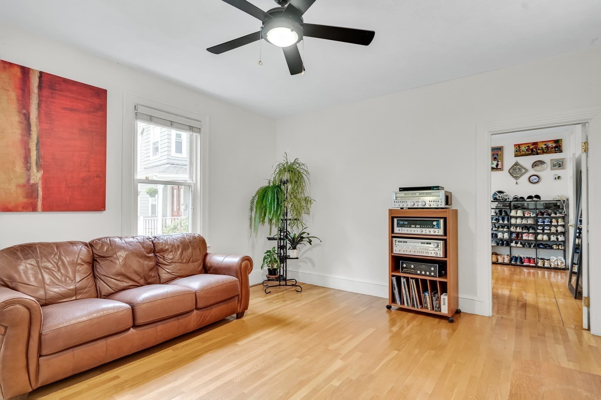 Condominium at 124 Chestnut St # 1, Brookline MA 02445, Brookline, photo 8 of 27