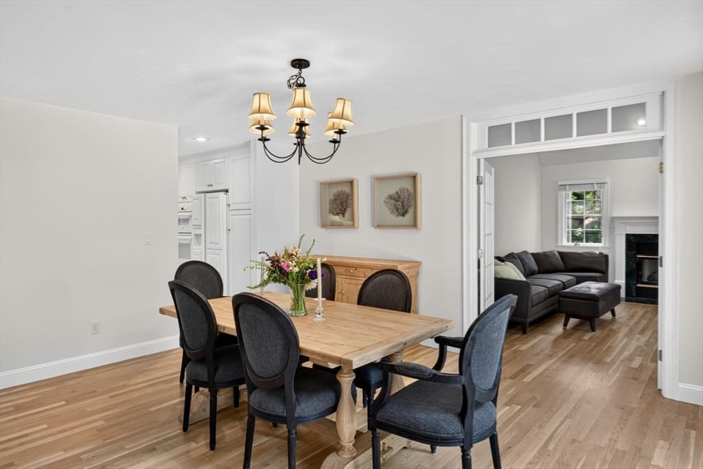 Single Family Residence at 28 Longshank Cir, Falmouth MA 02536, Falmouth, photo 16 of 31