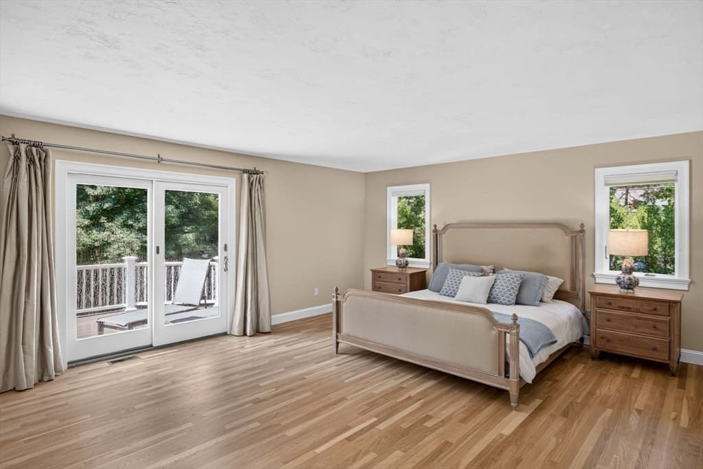 Single Family Residence at 28 Longshank Cir, Falmouth MA 02536, Falmouth, photo 9 of 31
