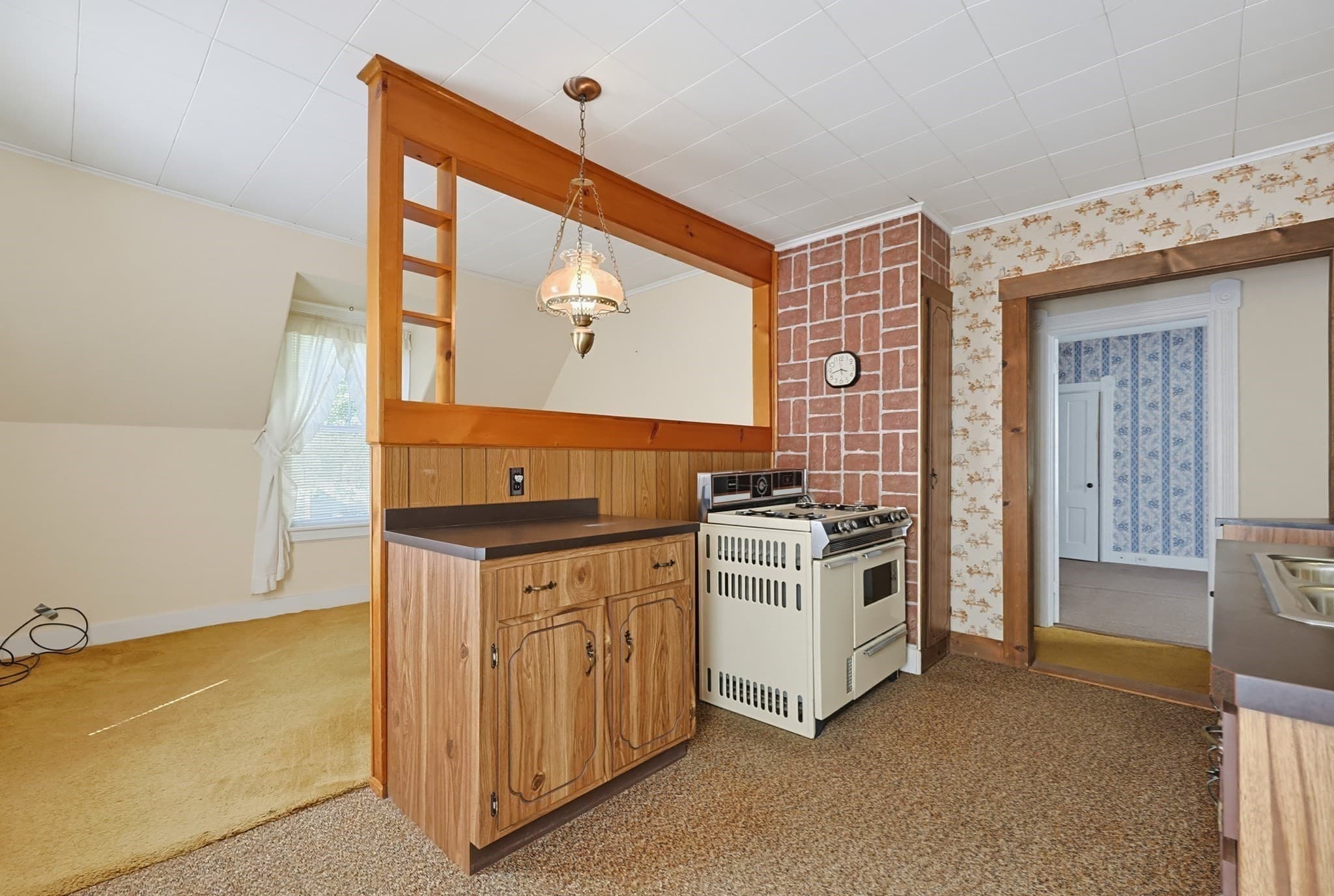 Single Family Residence at 19 Irving St, Spencer MA 01562, Spencer, photo 28 of 35