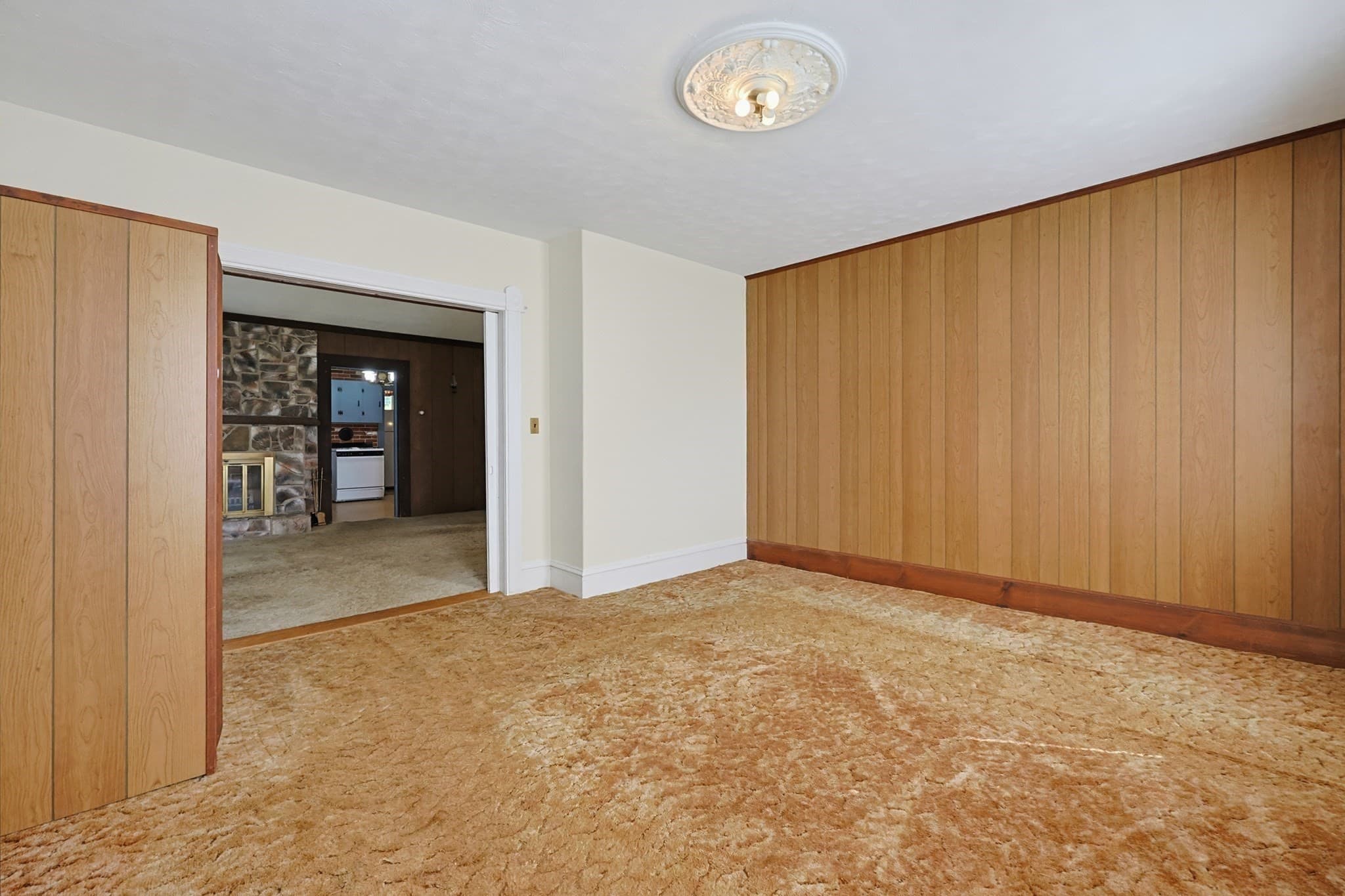Single Family Residence at 19 Irving St, Spencer MA 01562, Spencer, photo 8 of 35