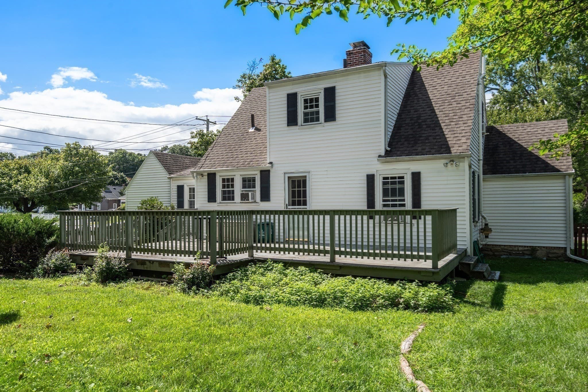 Single Family Residence at 515 Lake Avenue, Worcester MA 01604, Worcester, photo 25 of 33