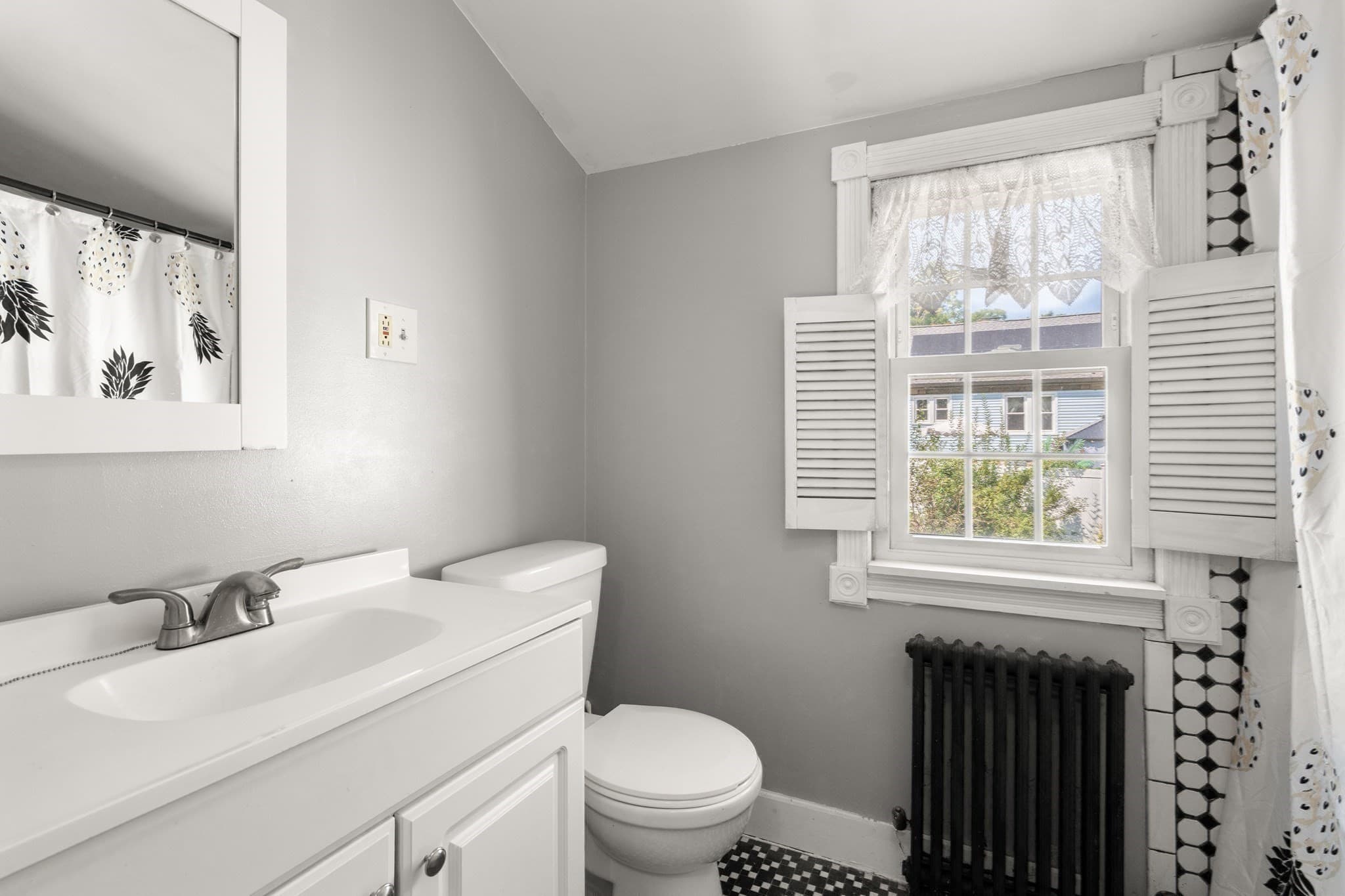 Single Family Residence at 8 Cardinal, Worcester MA 01602, Worcester, photo 23 of 38