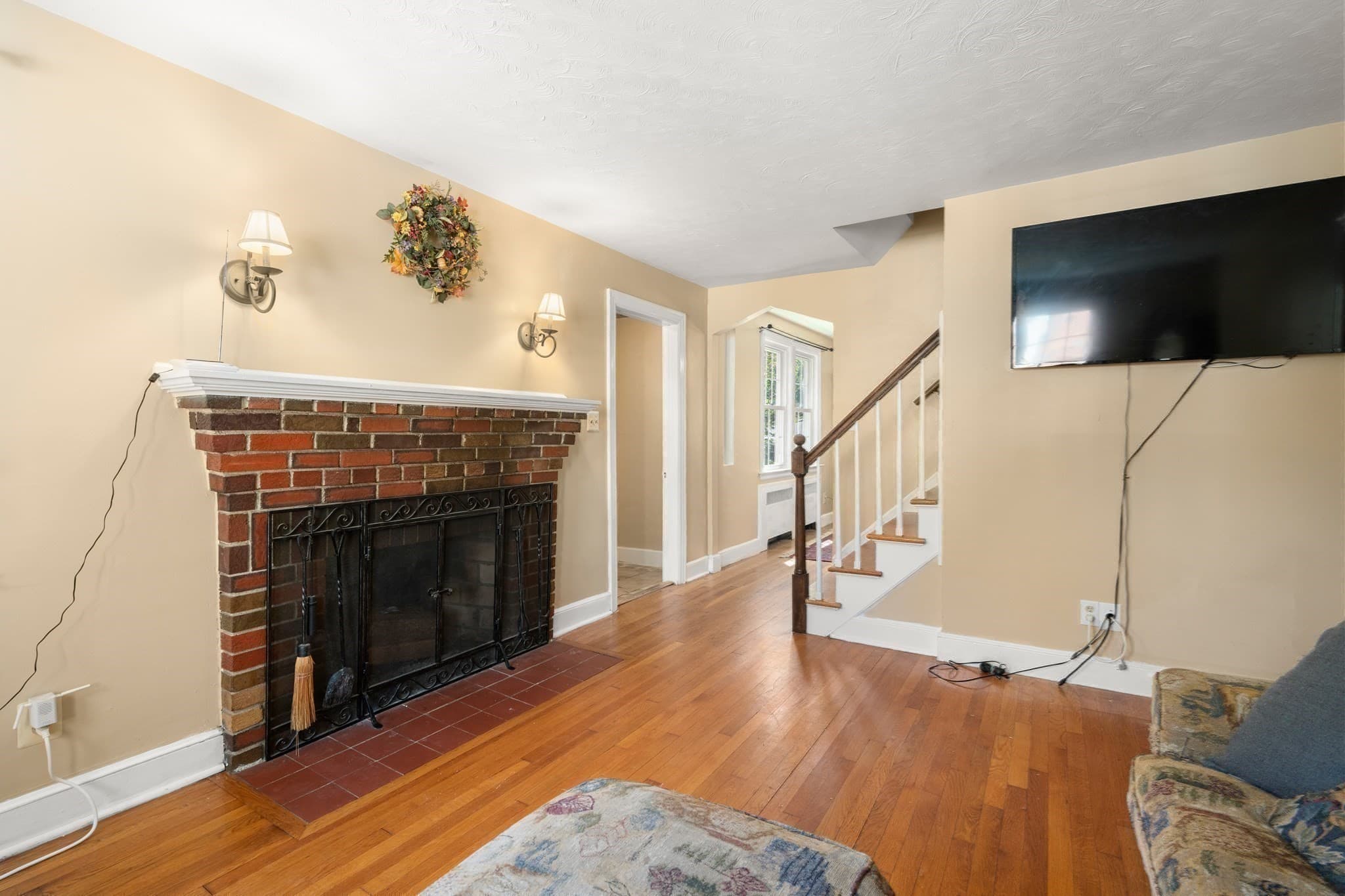 Single Family Residence at 8 Cardinal, Worcester MA 01602, Worcester, photo 13 of 38
