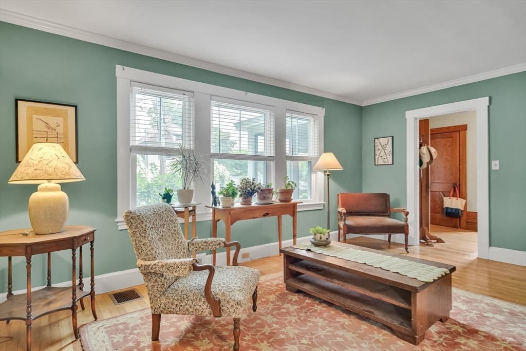 Single Family Residence at 10 Vernon Street, Maynard MA 01754, Maynard, photo 7 of 32