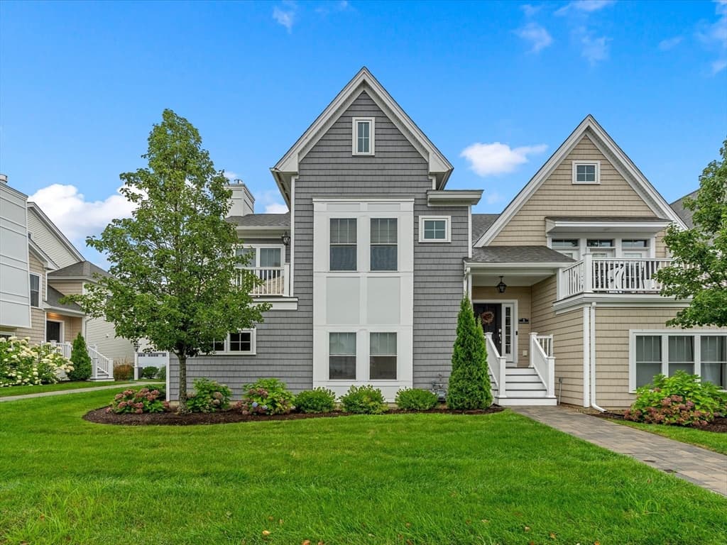 Single Family Residence at 7 Sunflower Way, Plymouth MA 02360, Plymouth, photo 2 of 31