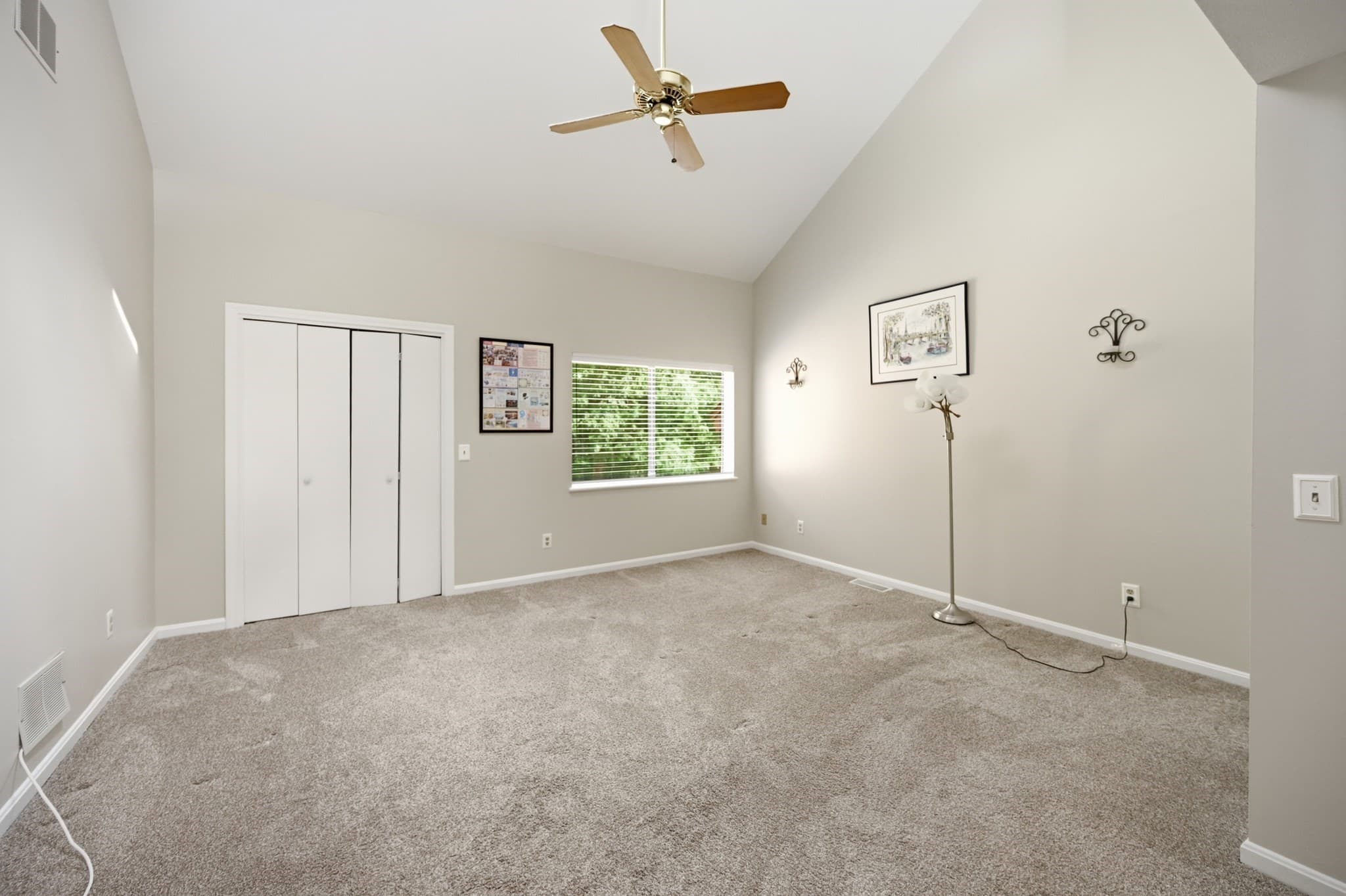 Condominium at 84 Perkins Ct # 84, Haverhill MA 01832, photo 26 of 42