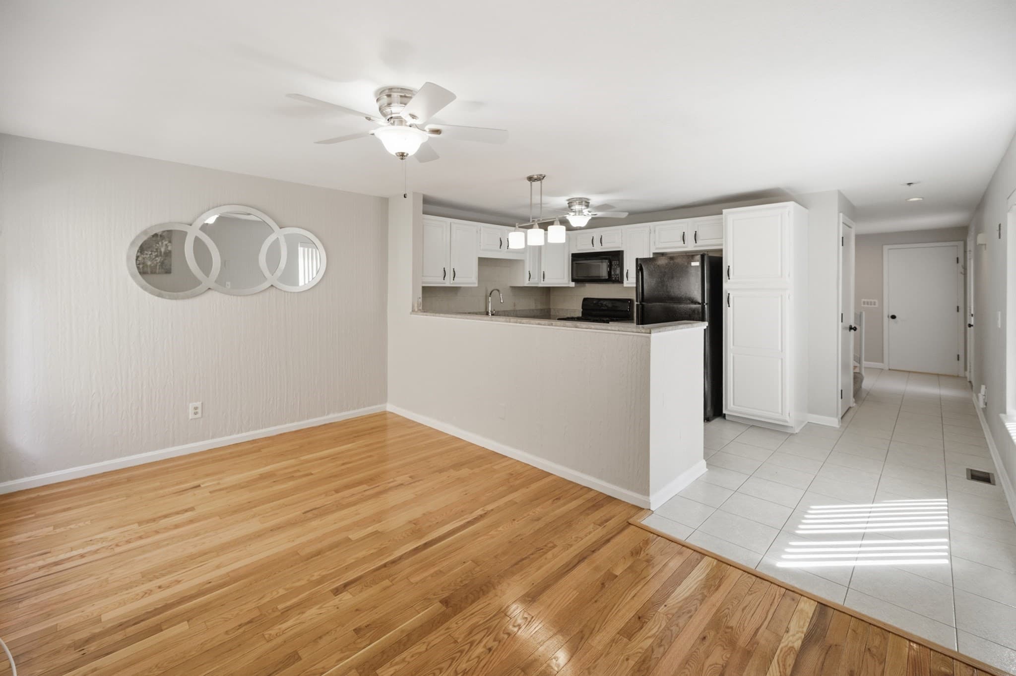 Condominium at 84 Perkins Ct # 84, Haverhill MA 01832, photo 5 of 42