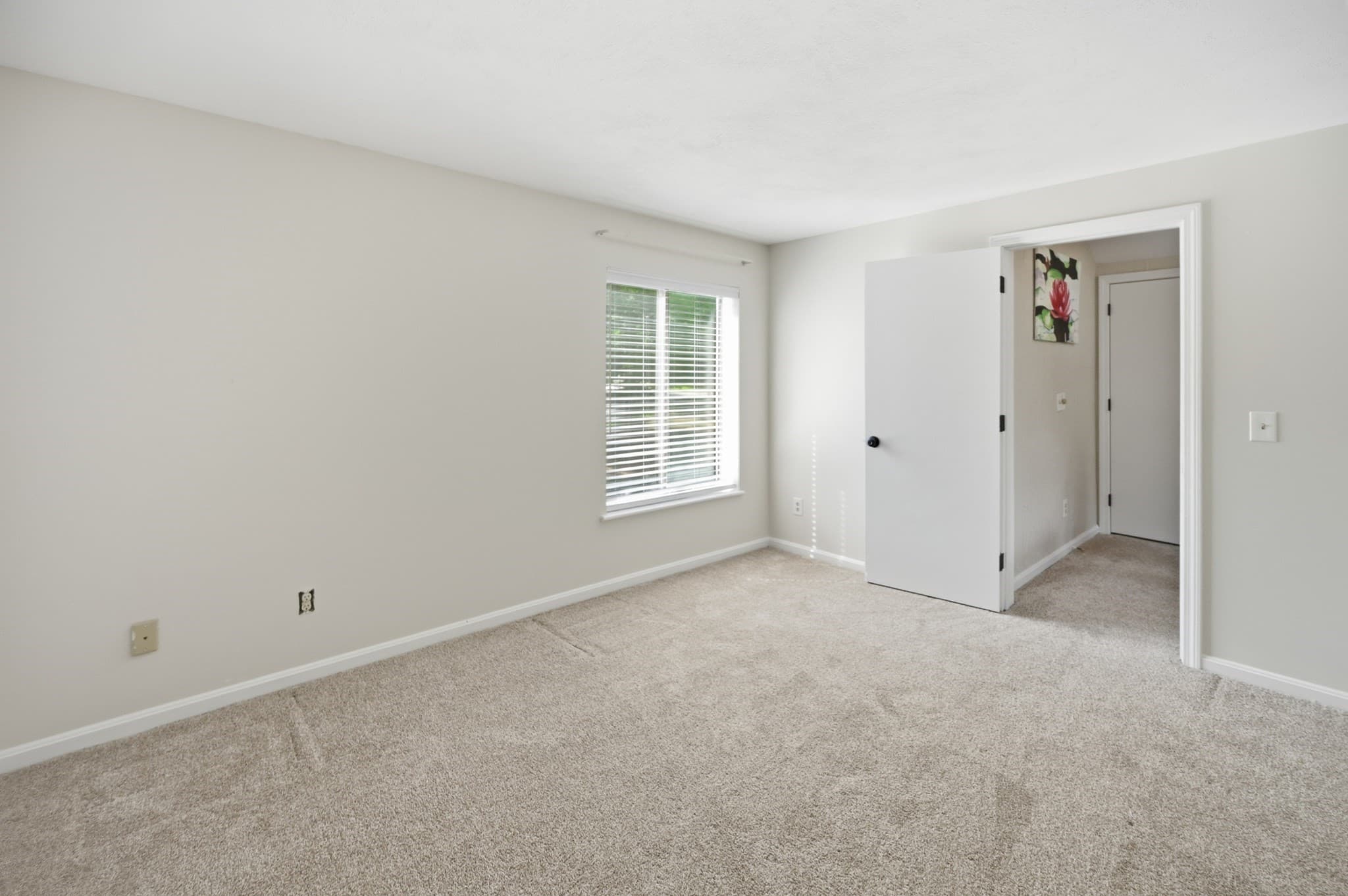 Condominium at 84 Perkins Ct # 84, Haverhill MA 01832, photo 34 of 42