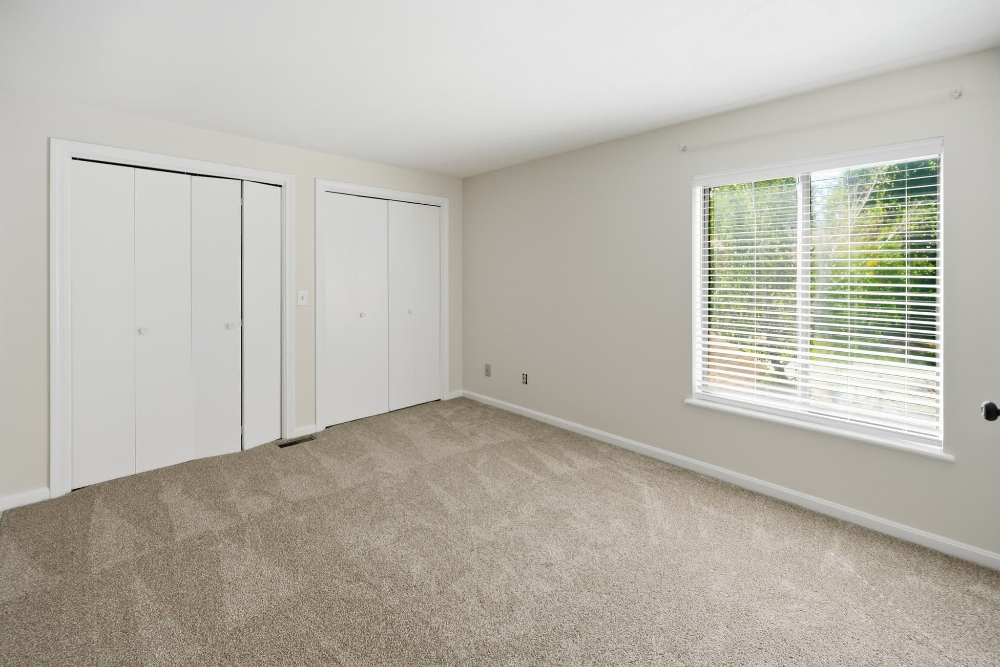 Condominium at 84 Perkins Ct # 84, Haverhill MA 01832, photo 33 of 42