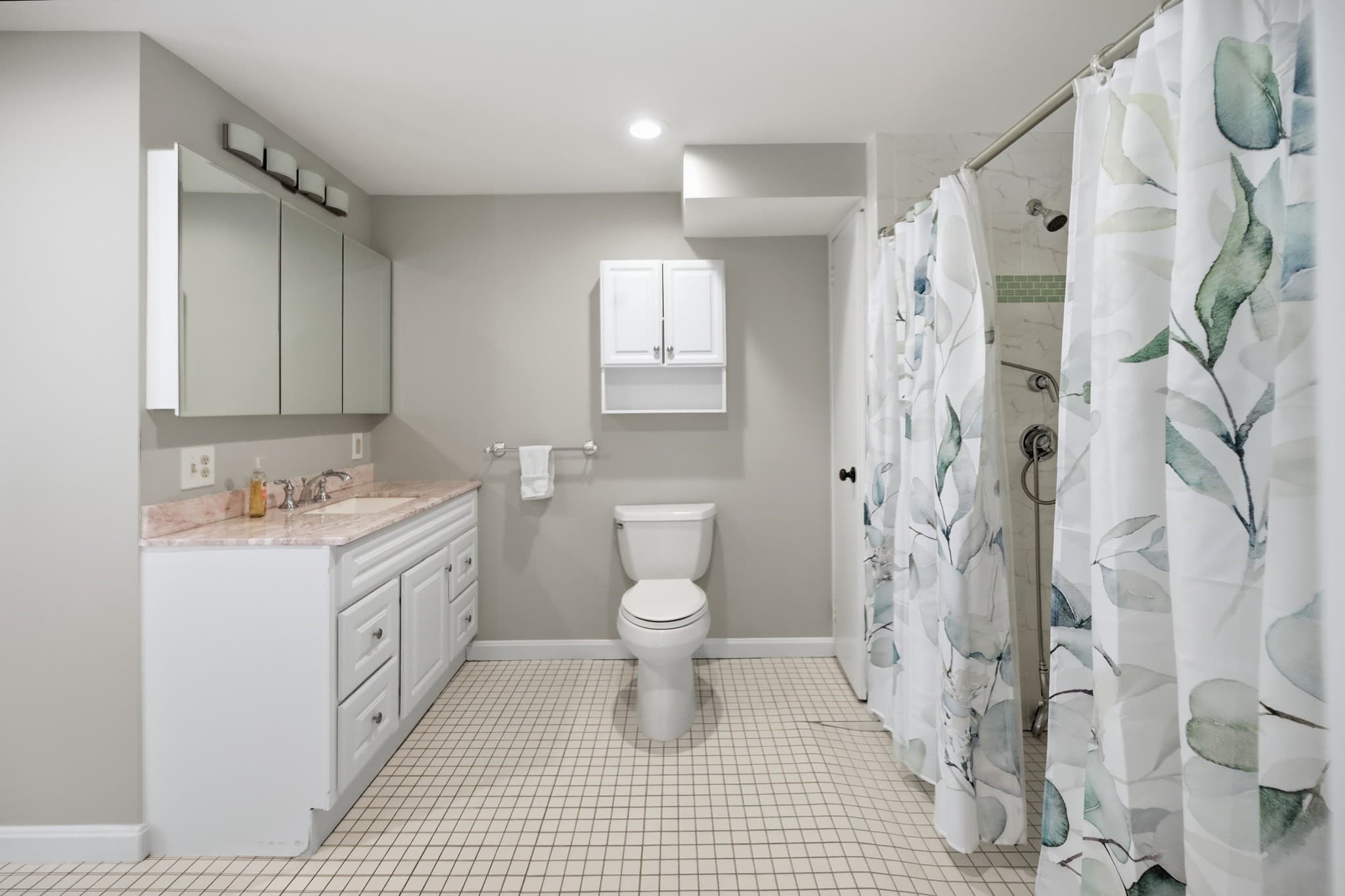 Condominium at 84 Perkins Ct # 84, Haverhill MA 01832, photo 15 of 42