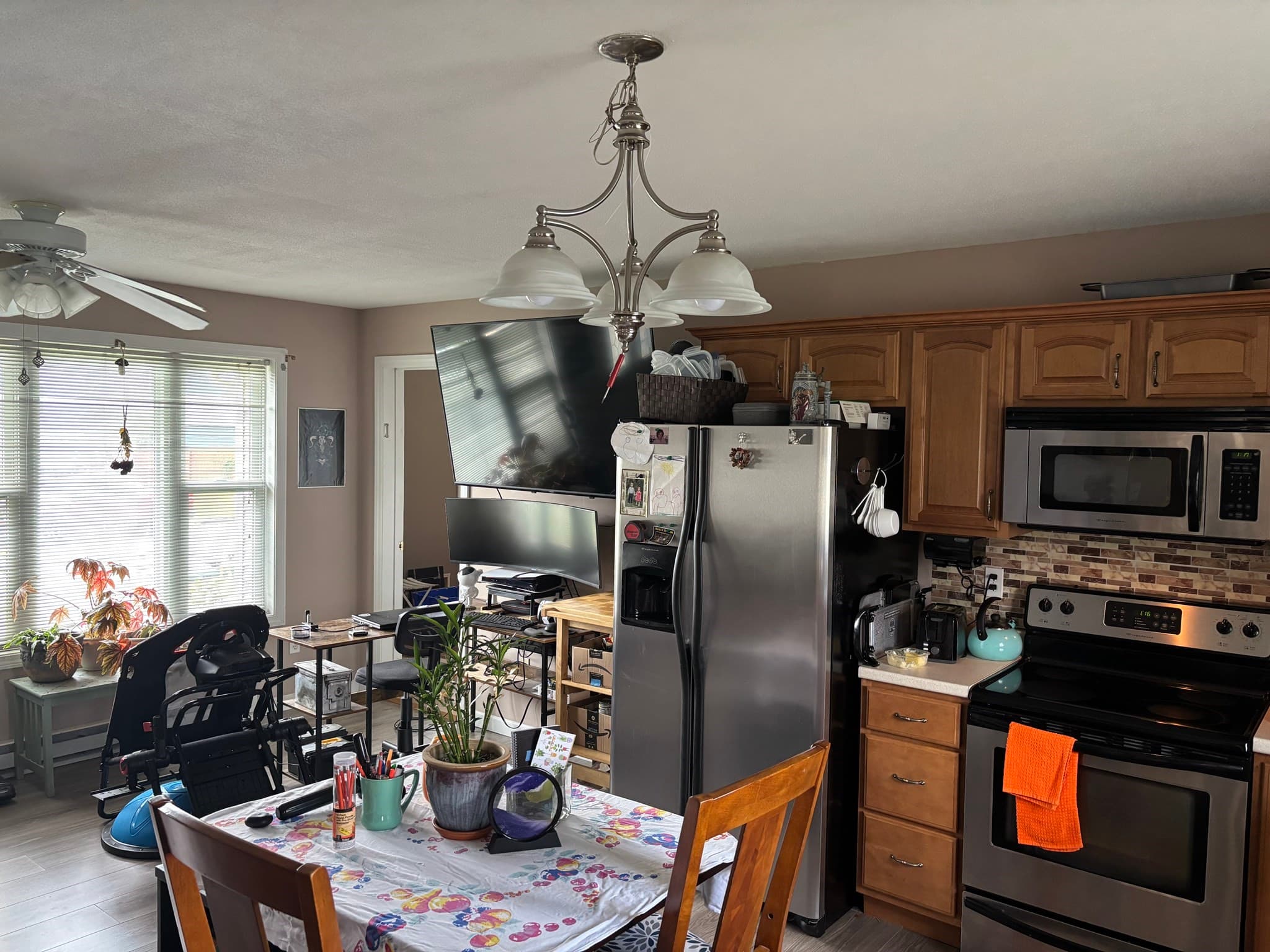Single Family Residence at 16 Kaveney St, Chicopee MA 01020, Chicopee, photo 23 of 25