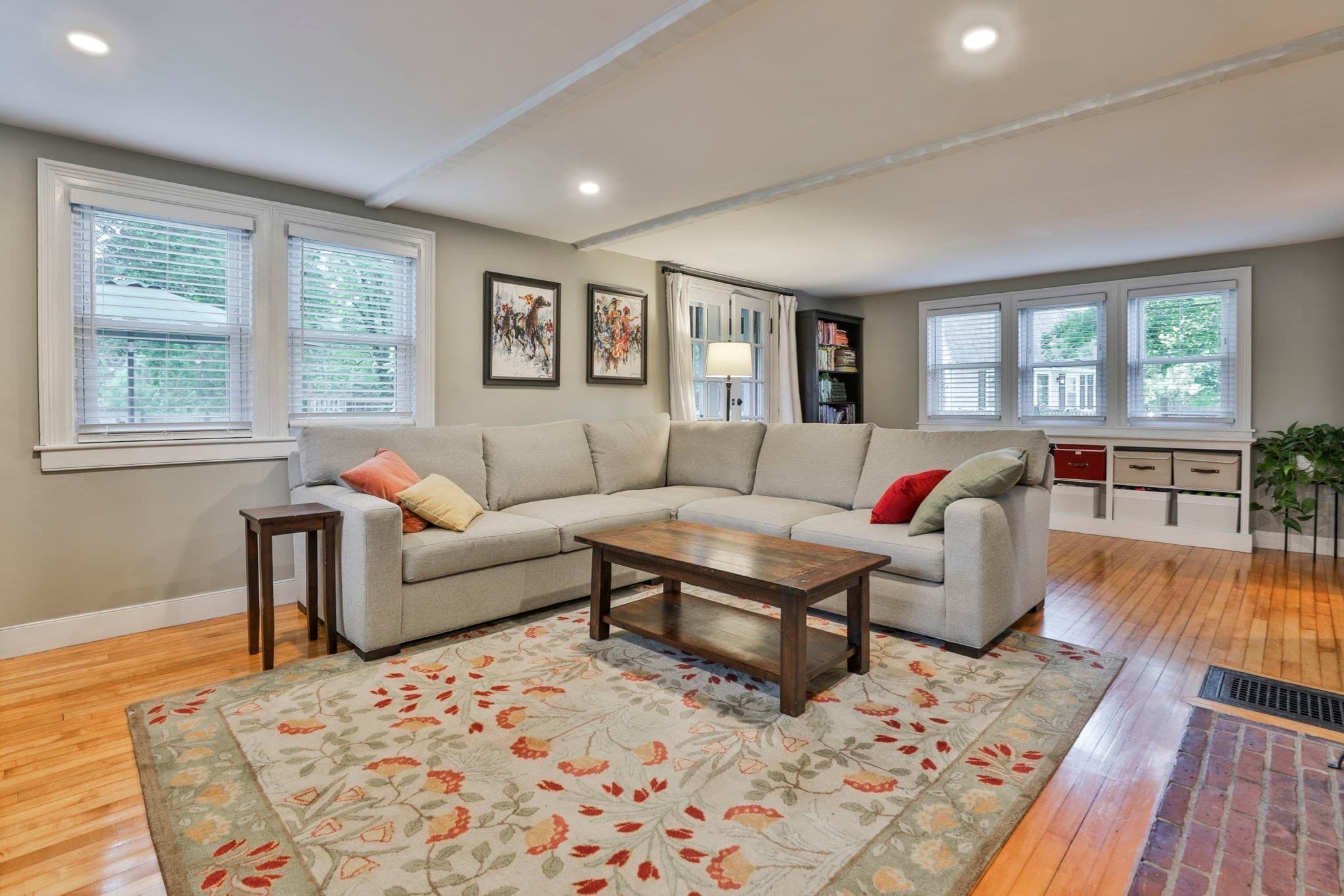 Single Family Residence at 381 Willow St, Mansfield MA 02048, Mansfield, photo 6 of 36