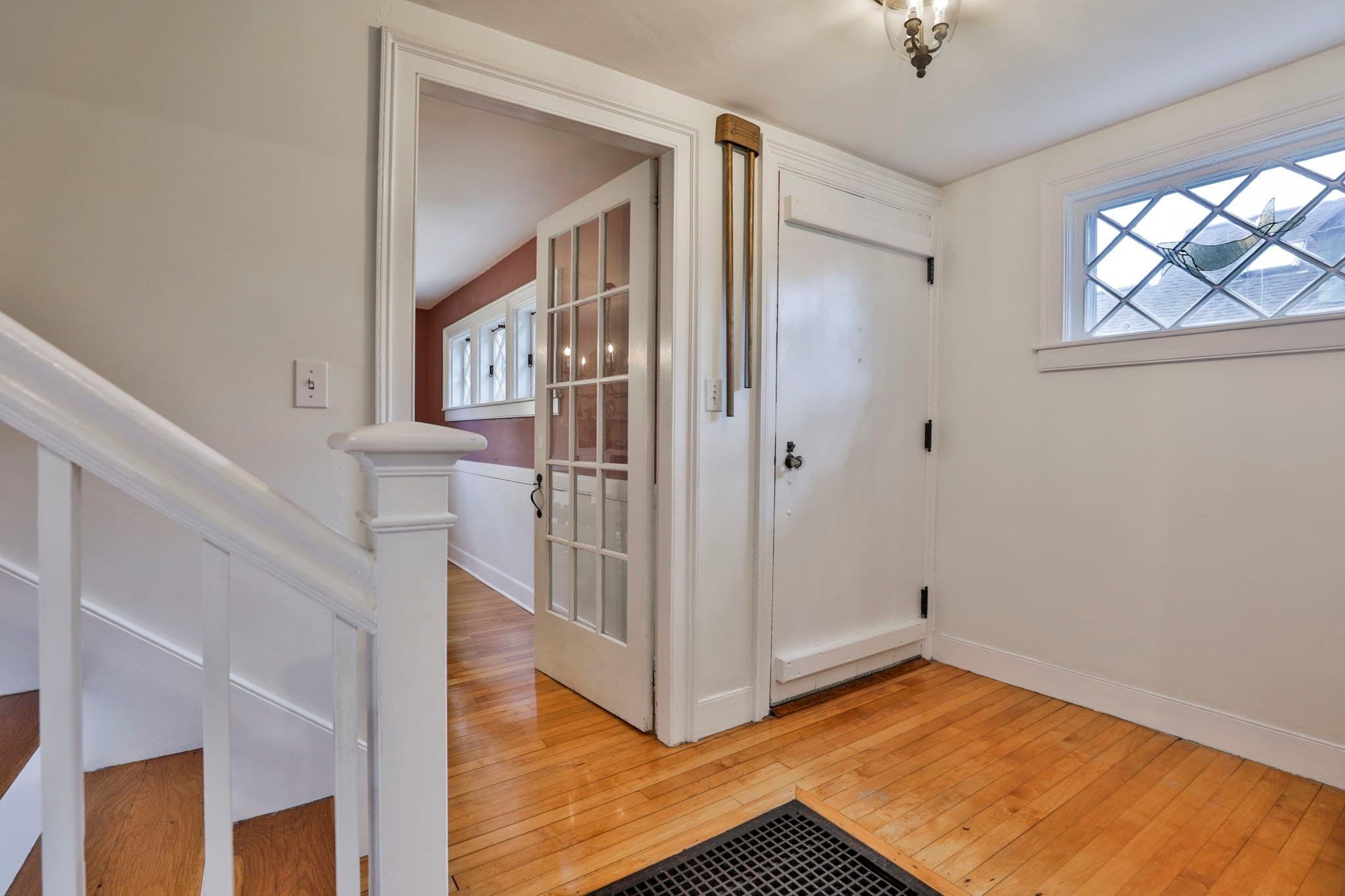 Single Family Residence at 381 Willow St, Mansfield MA 02048, Mansfield, photo 4 of 36