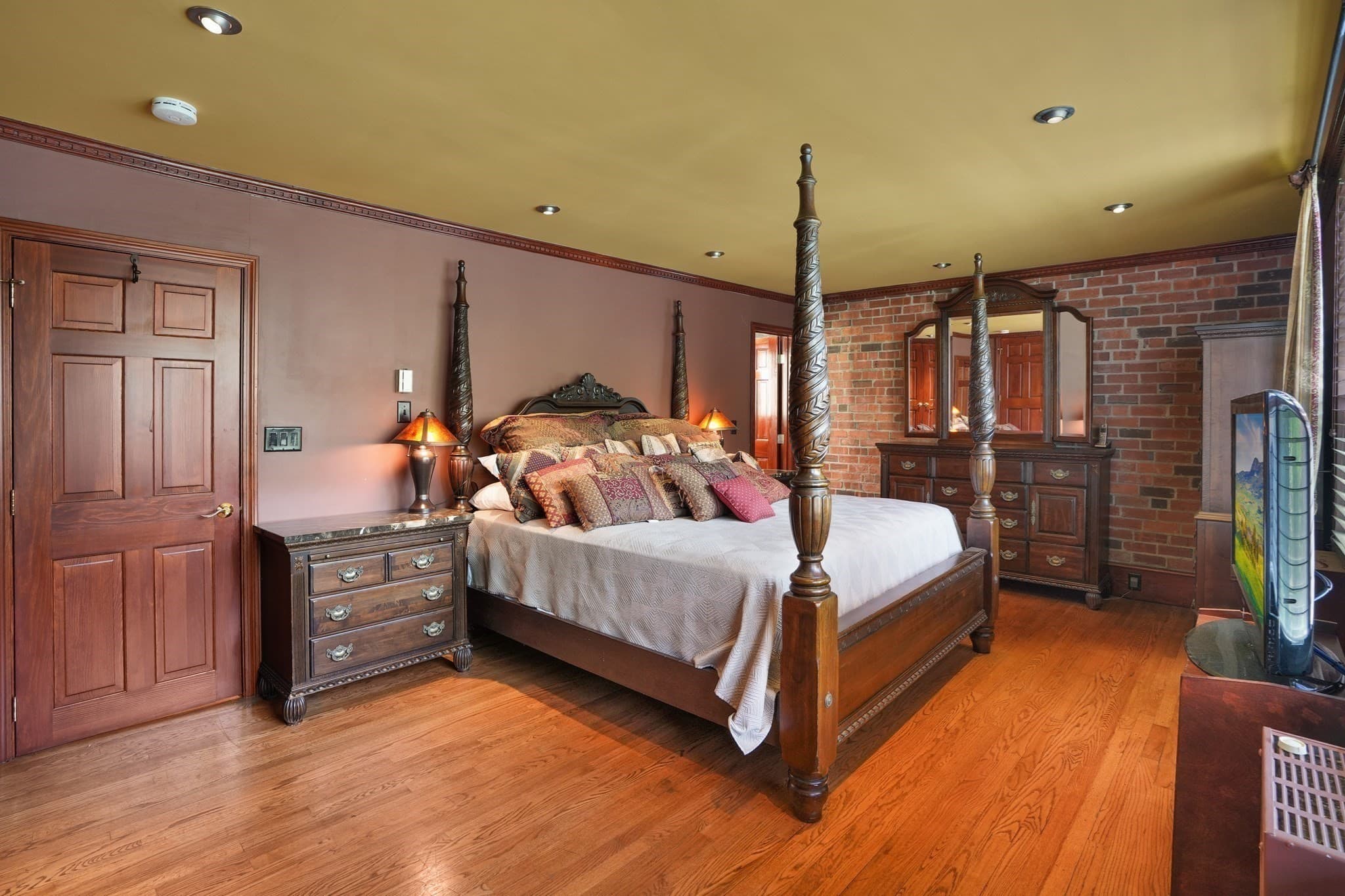 Stock Cooperative at 131 Perkins # 131, Boston MA 02130, photo 9 of 26