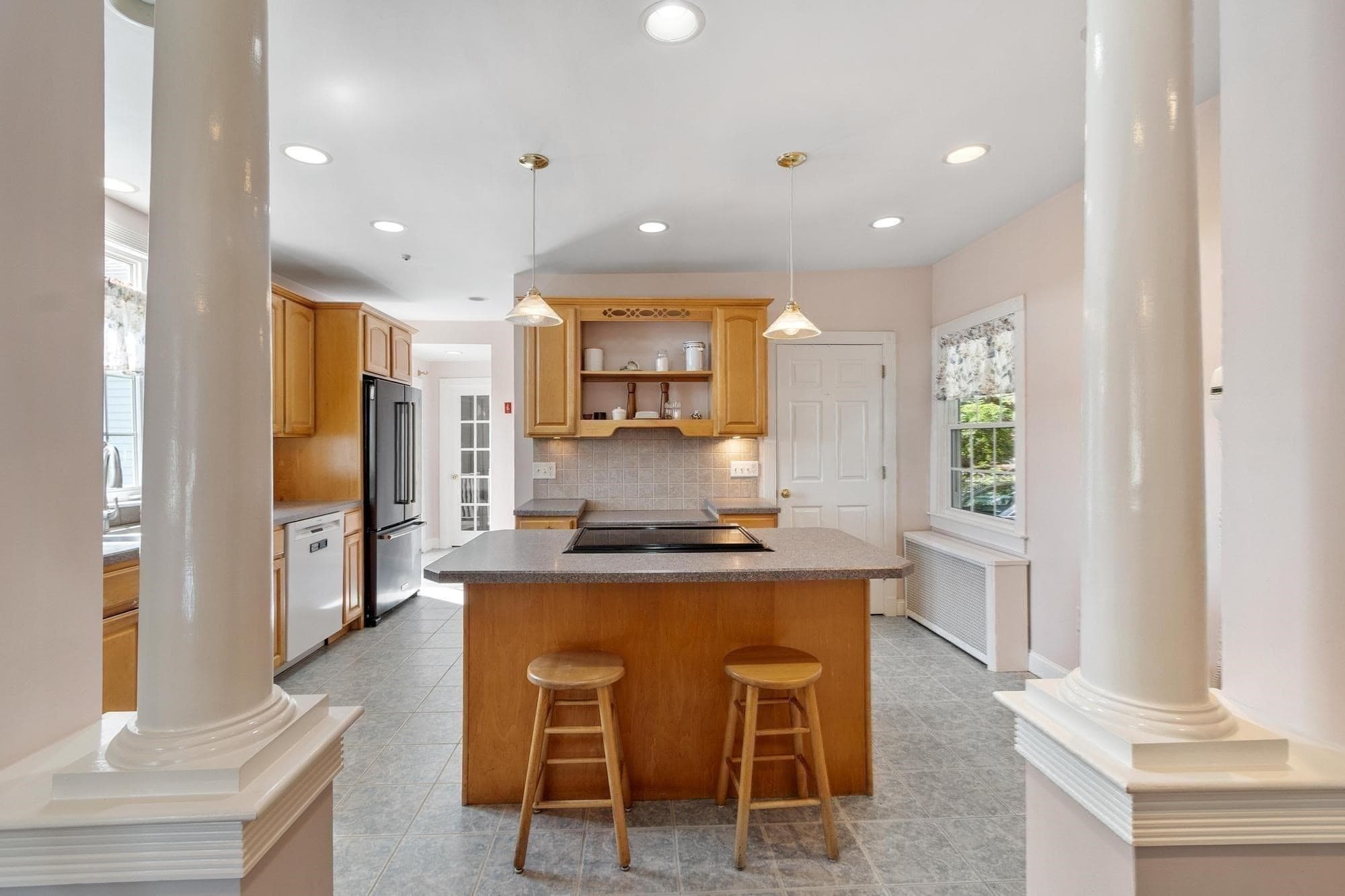 2 Family - 2 Units Up/Down at 127 North Rd, Chelmsford MA 01824, photo 13 of 41