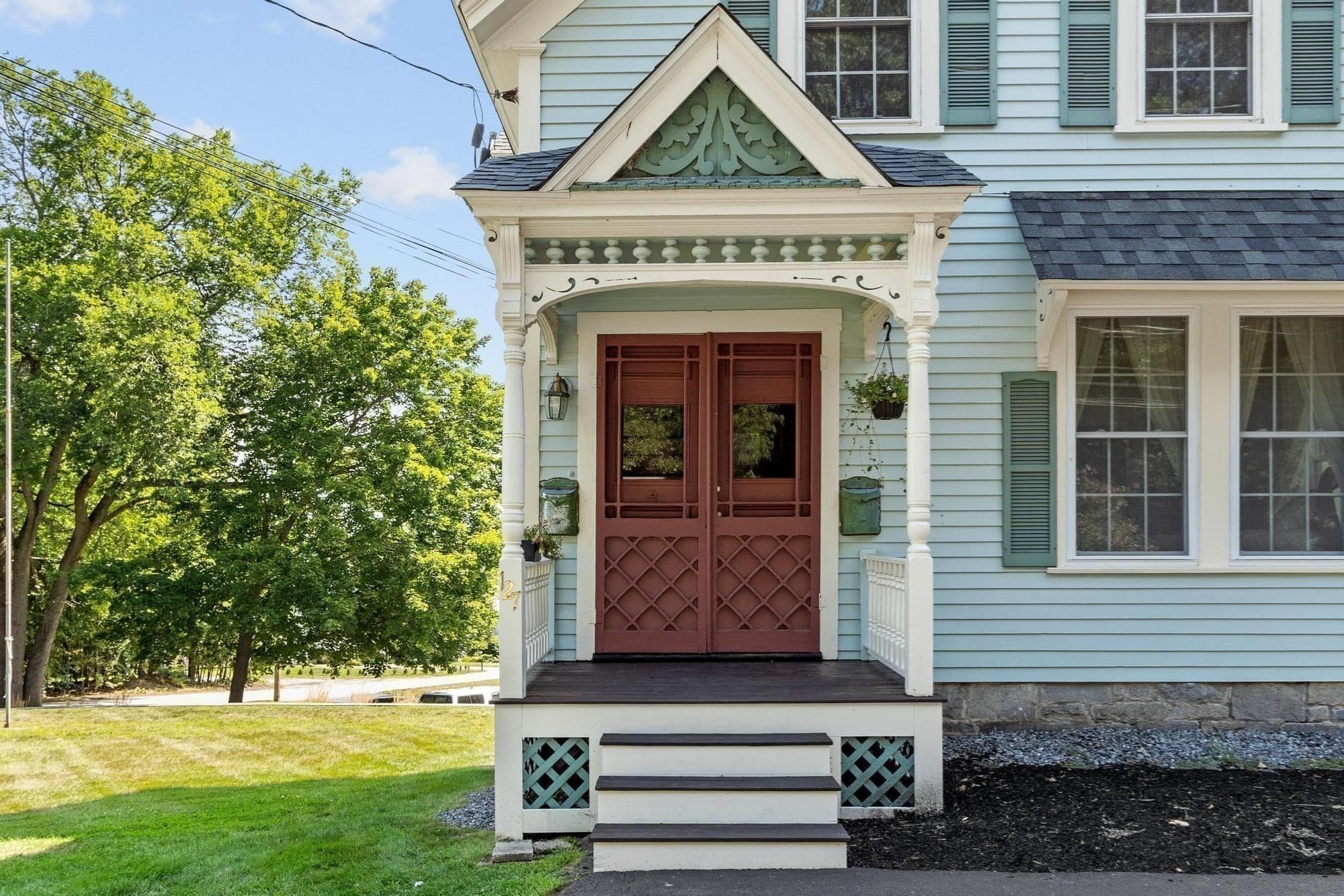 2 Family - 2 Units Up/Down at 127 North Rd, Chelmsford MA 01824, photo 5 of 41