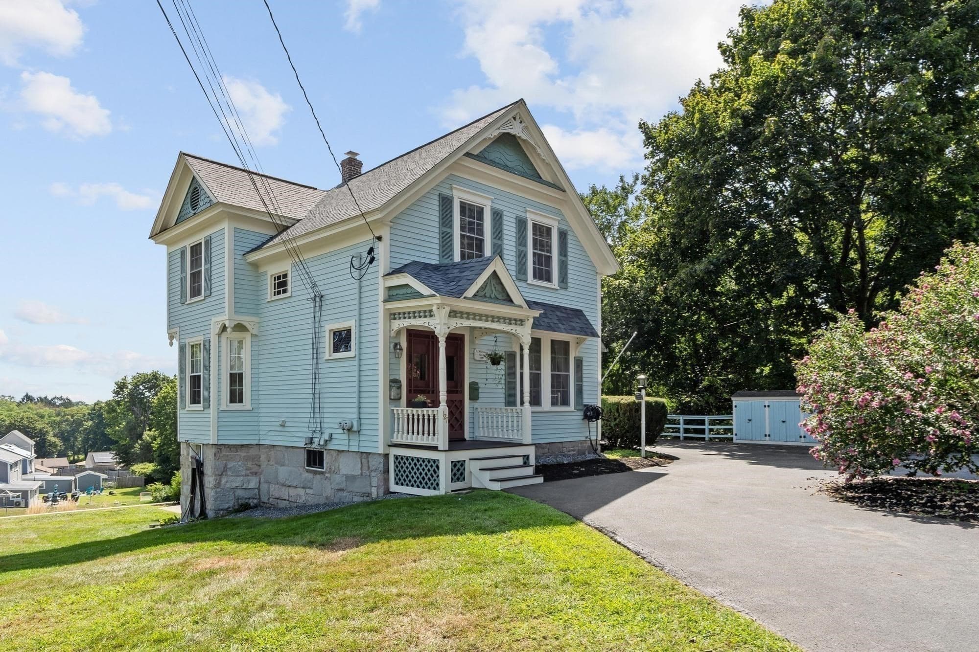 2 Family - 2 Units Up/Down at 127 North Rd, Chelmsford MA 01824, photo 4 of 41
