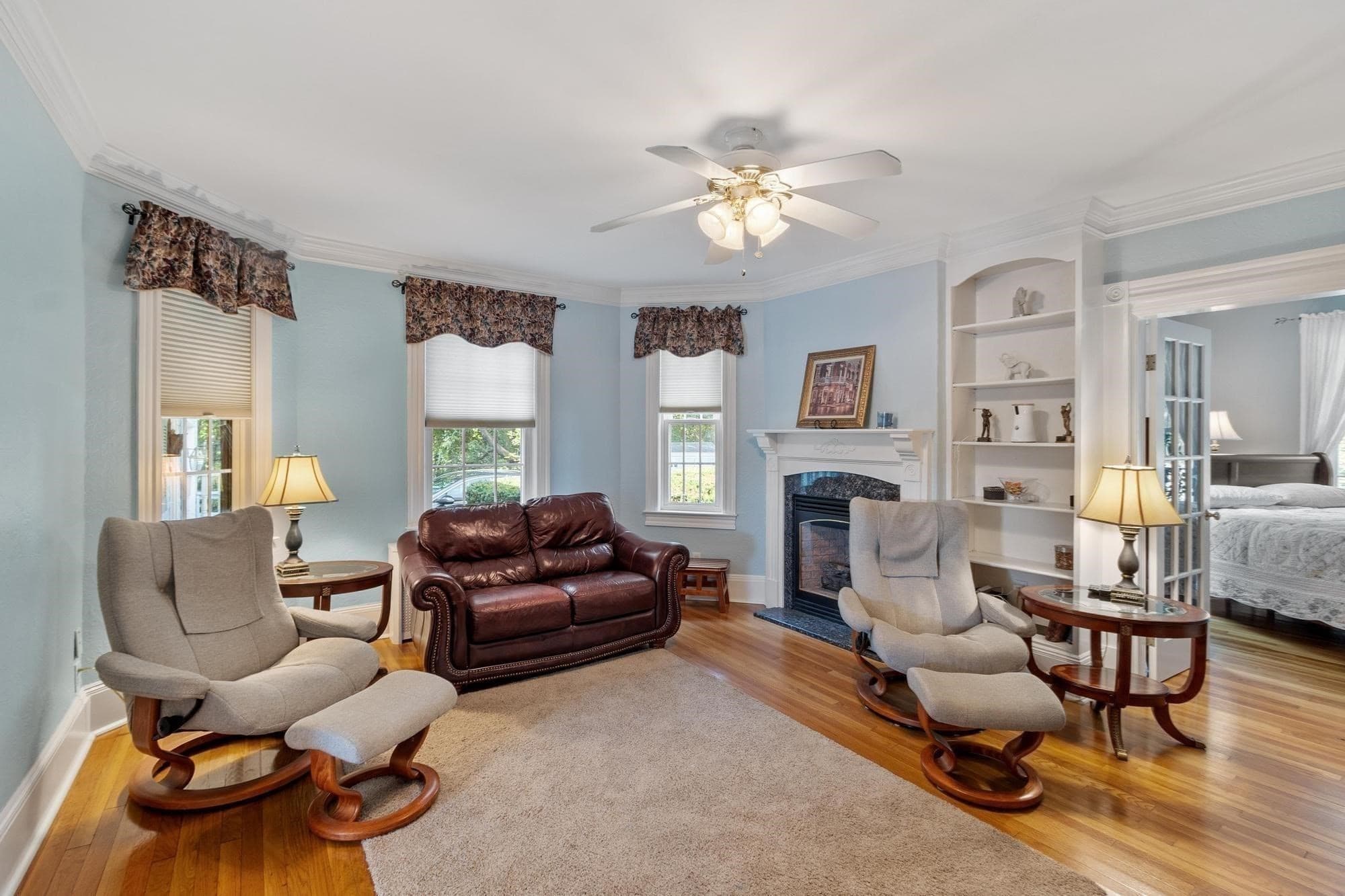 2 Family - 2 Units Up/Down at 127 North Rd, Chelmsford MA 01824, photo 8 of 41