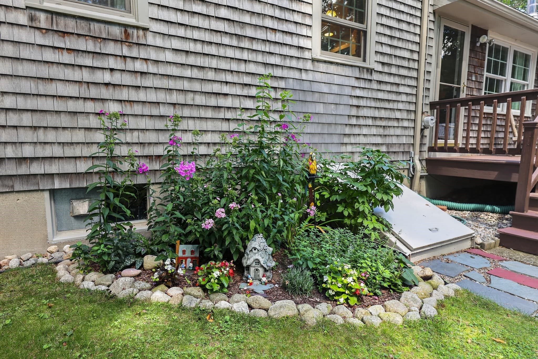 Single Family Residence at 290 Grove St, Norwell MA 02061, Norwell, photo 29 of 38