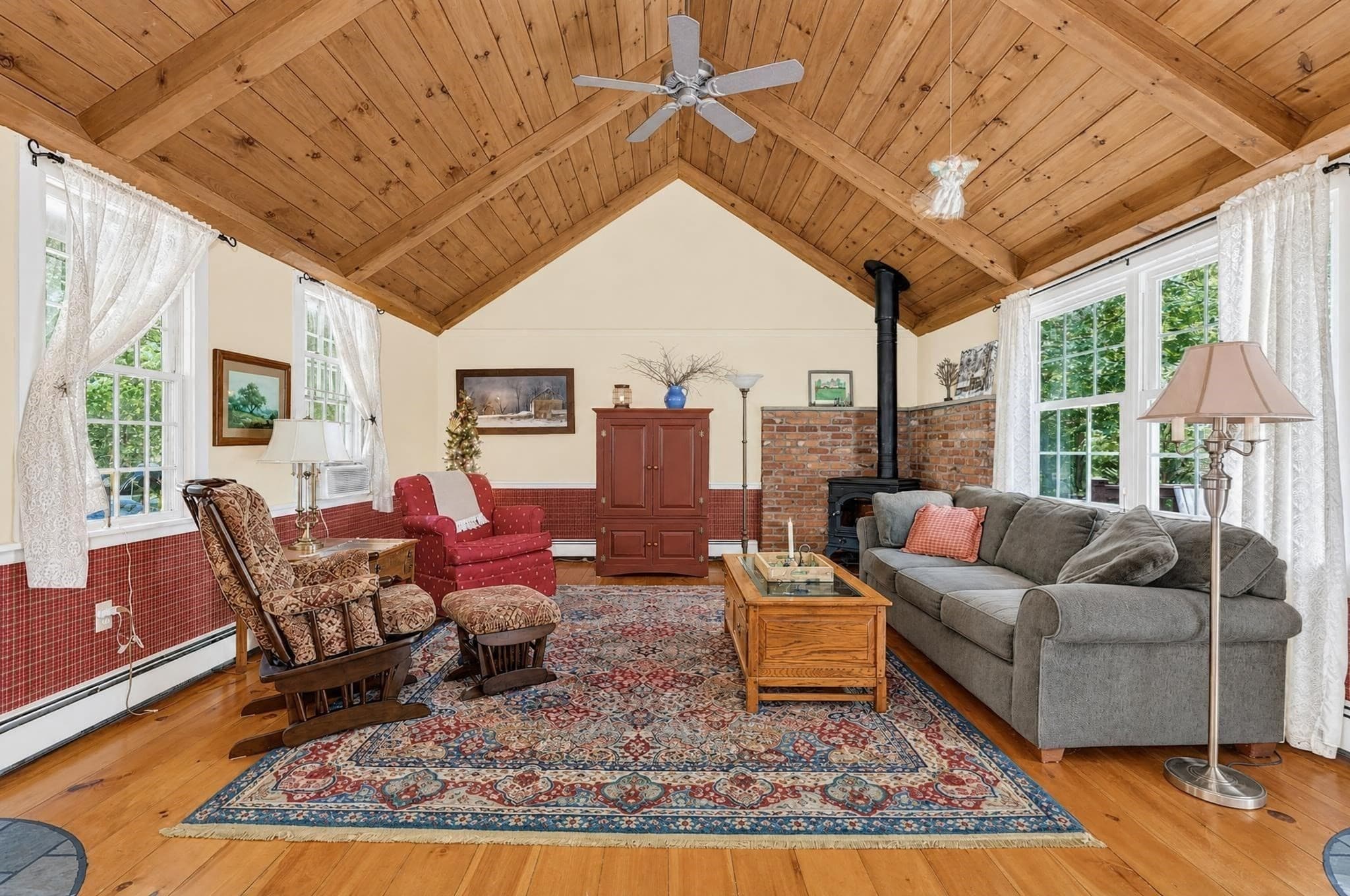 Single Family Residence at 290 Grove St, Norwell MA 02061, Norwell, photo 4 of 38