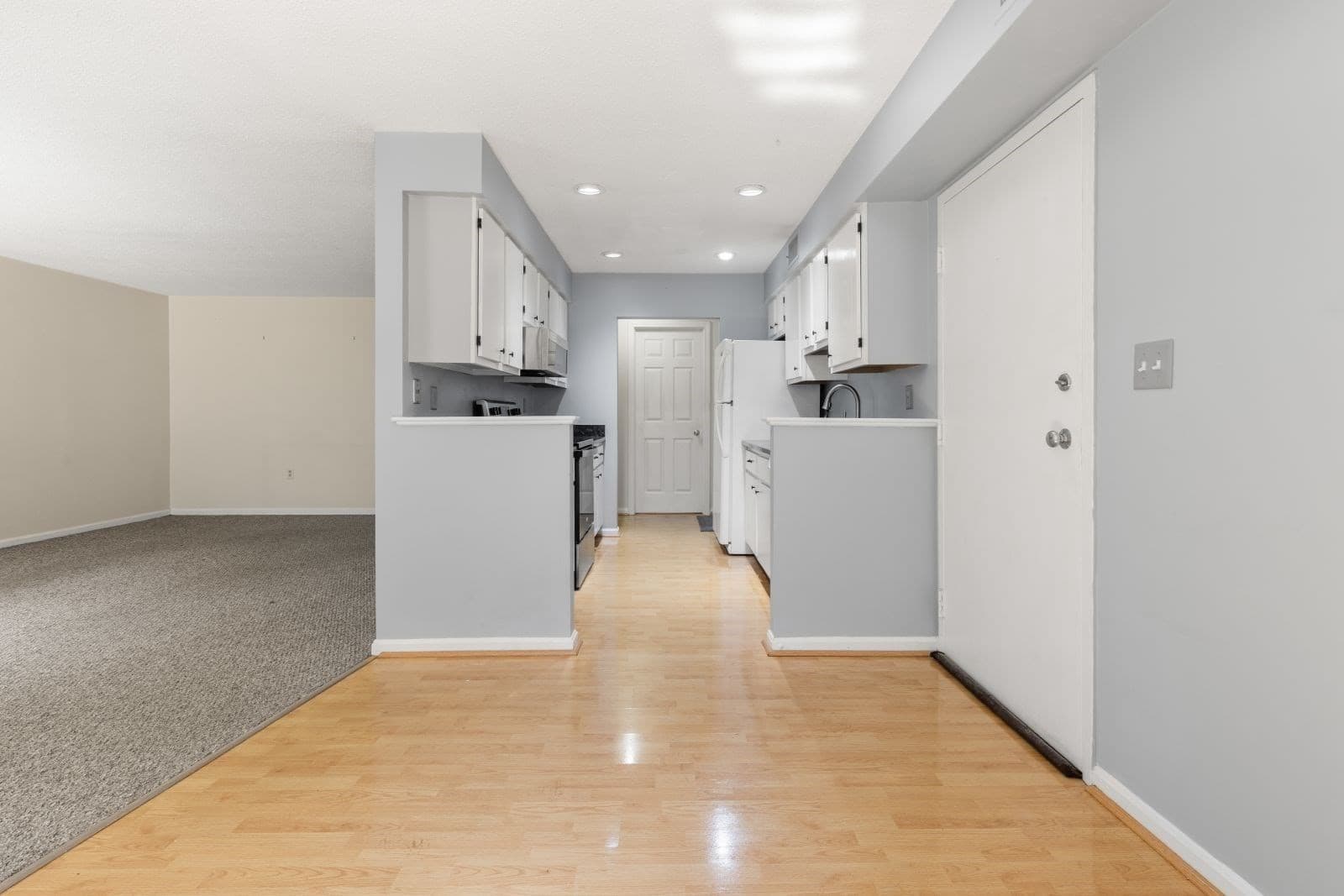 Condominium at 12 Beals Cove Rd # B, Hingham MA 02043, Hingham, photo 12 of 22