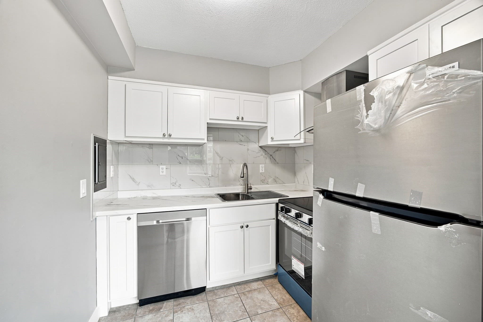 Condominium at 101 Mulberry St # 219, Springfield MA 01105, Springfield, photo 5 of 9