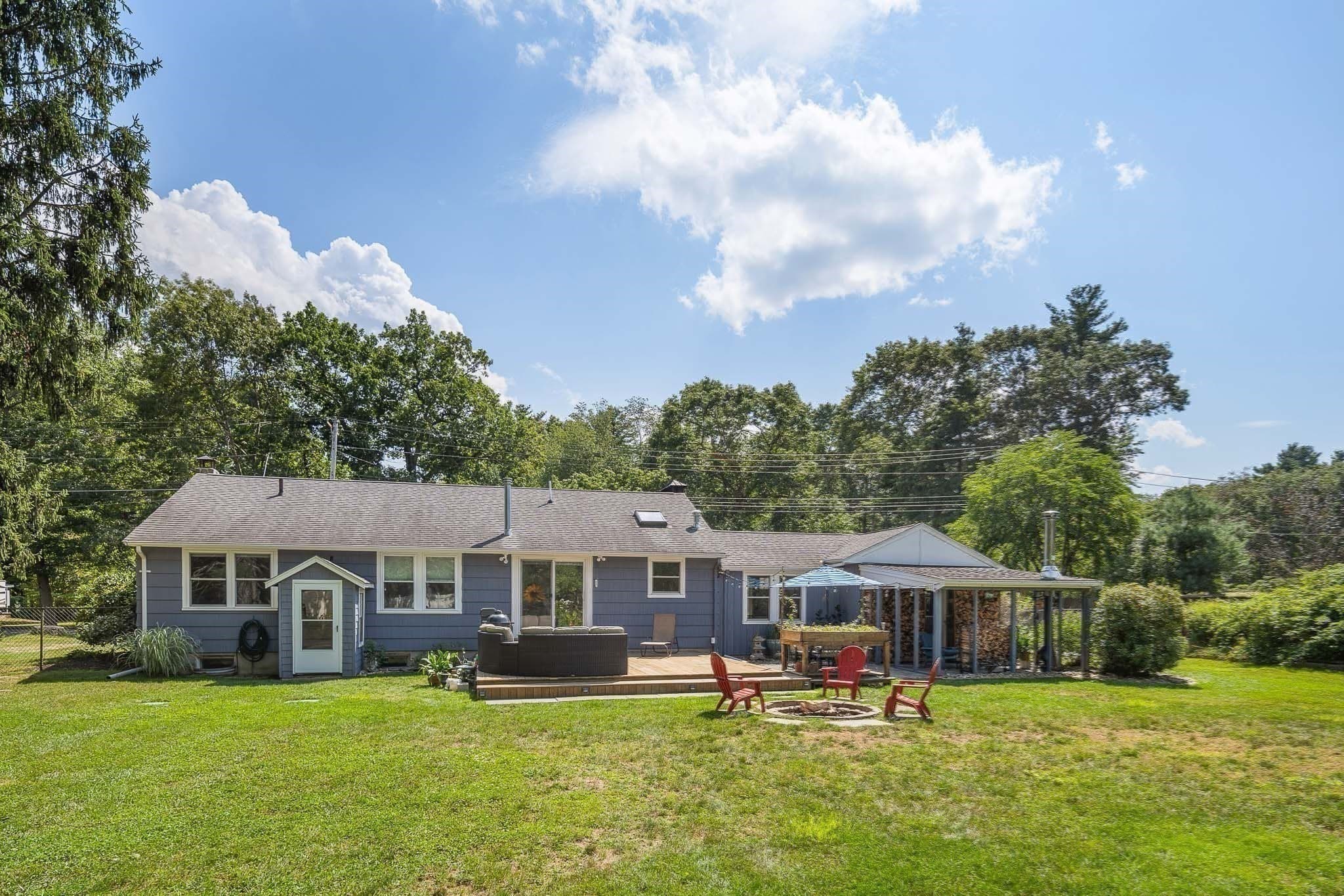 Single Family Residence at 64 Chestnut St, Foxboro MA 02035, Foxboro, photo 20 of 29