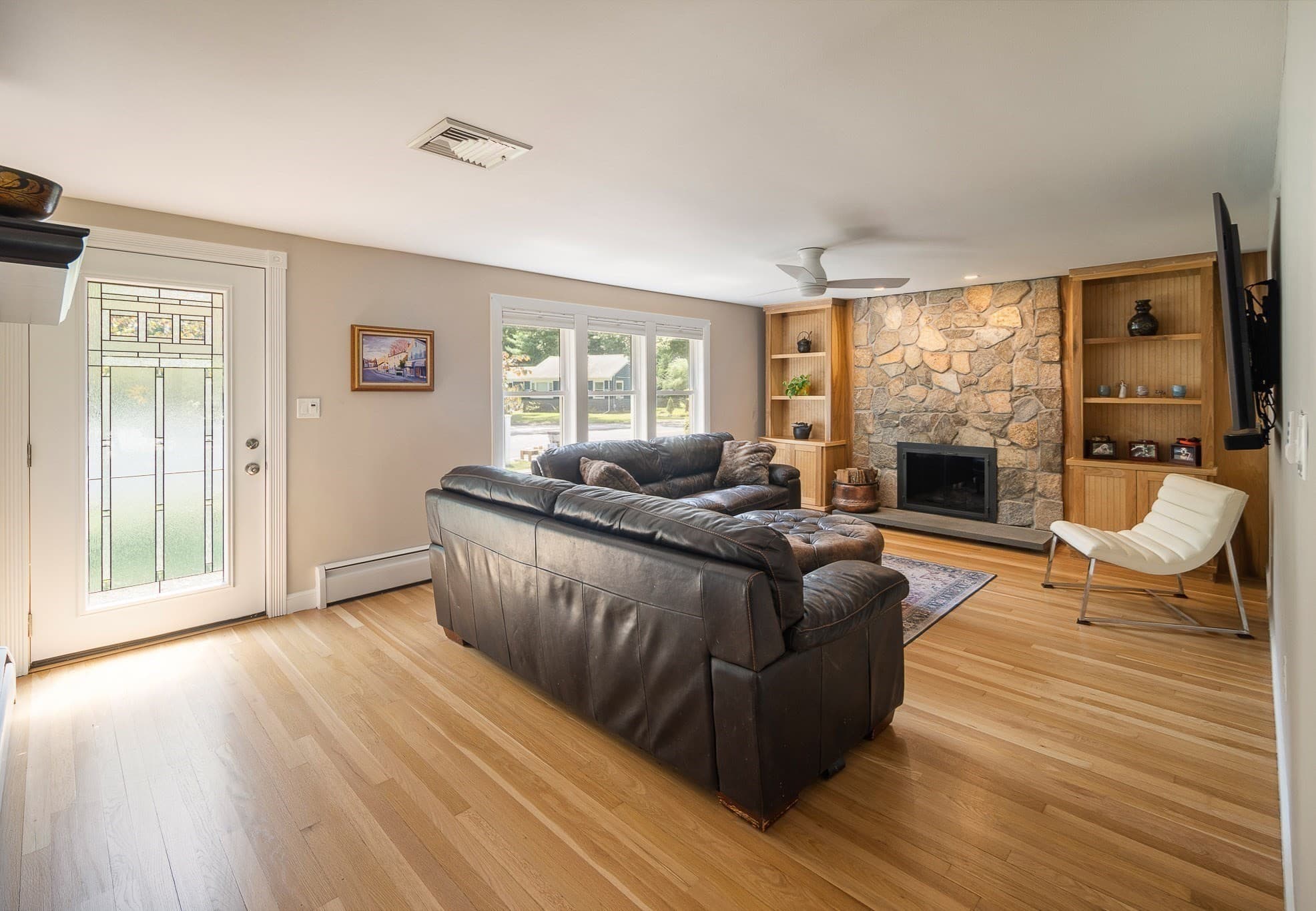 Single Family Residence at 64 Chestnut St, Foxboro MA 02035, Foxboro, photo 11 of 29