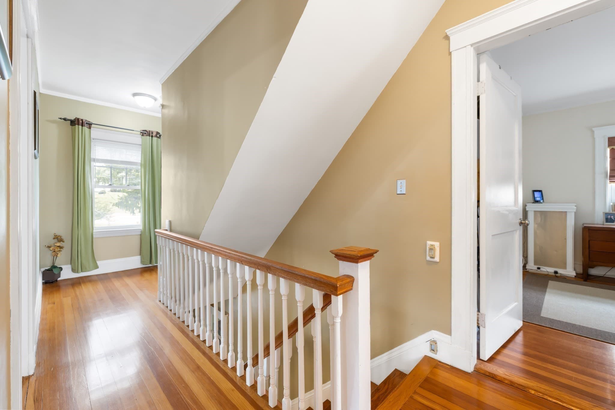 Single Family Residence at 820 Beaver St, Waltham MA 02452, photo 16 of 36