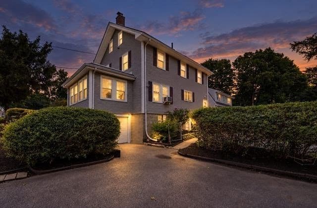 Single Family Residence at 820 Beaver St, Waltham MA 02452, photo 3 of 36