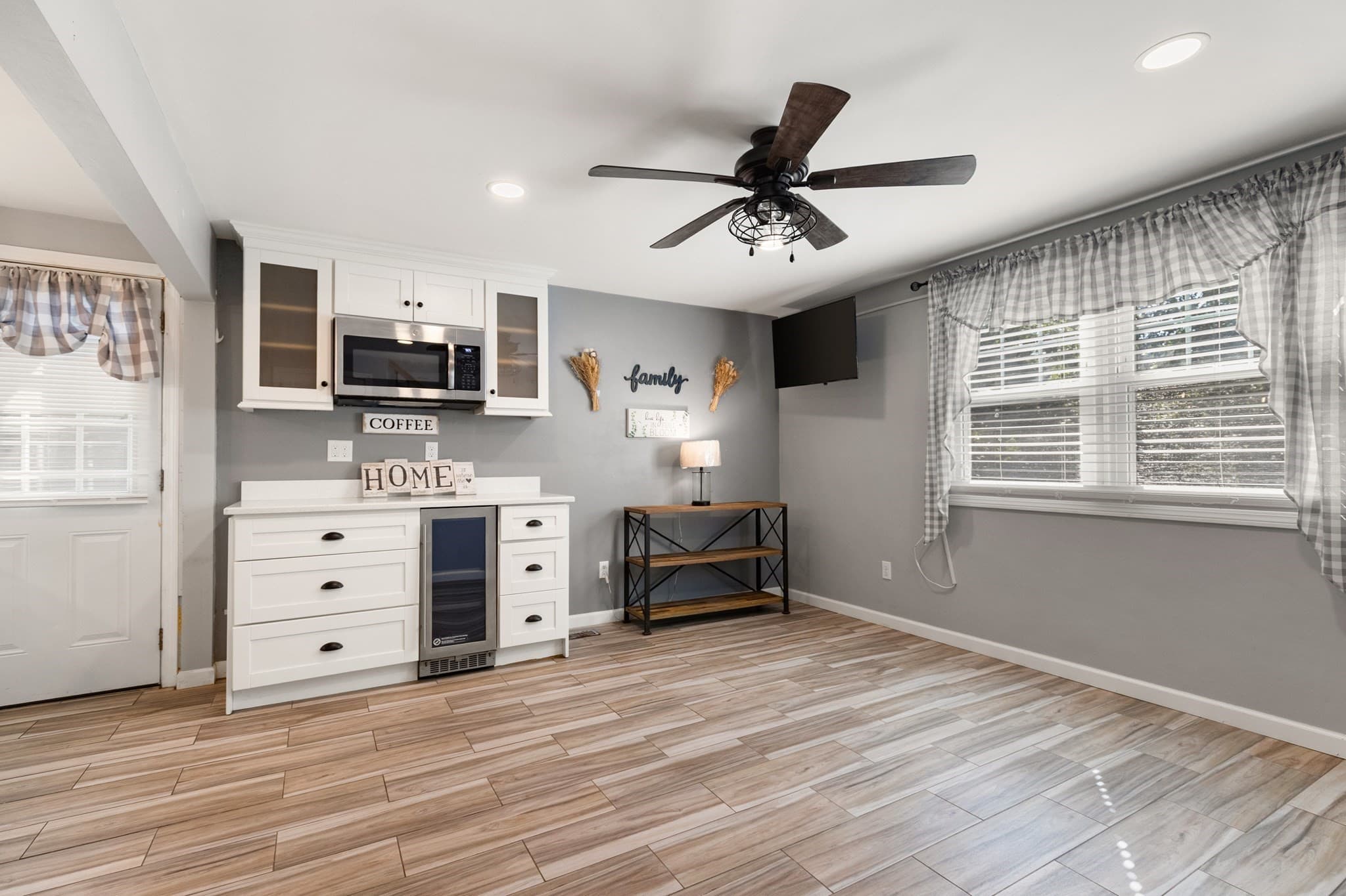 Single Family Residence at 42 Thistle Street, Lynn MA 01905, Lynn, photo 8 of 39