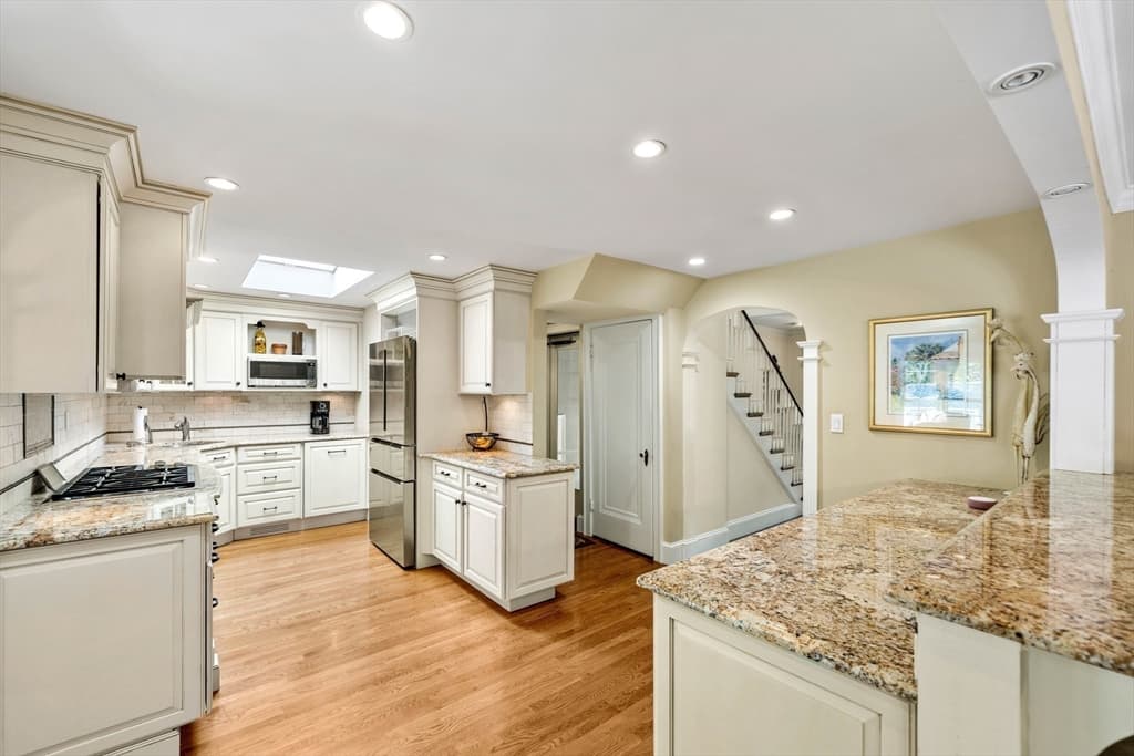 Single Family Residence at 785 Brook Road, Milton MA 02186, Milton, photo 10 of 33