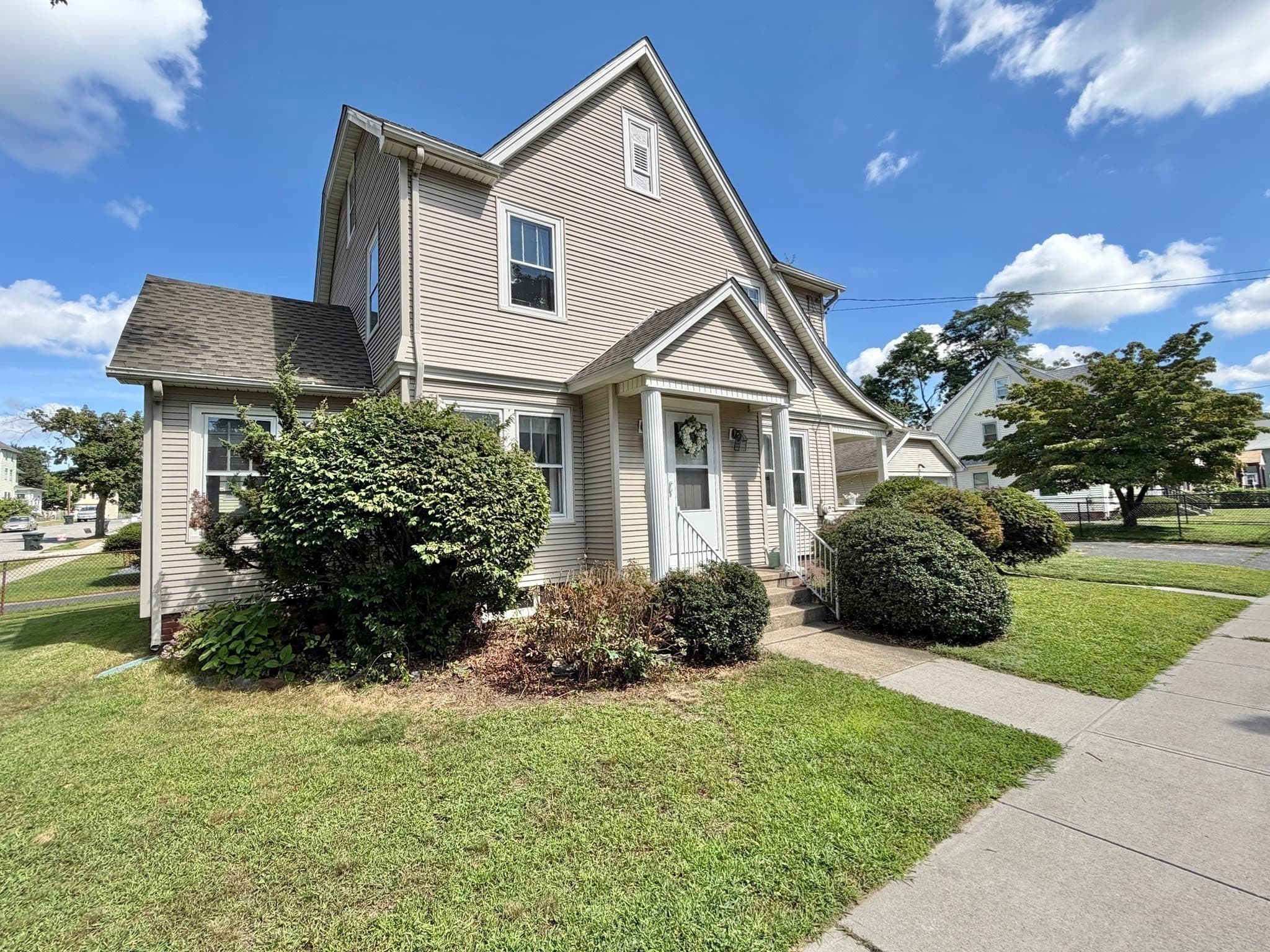 Single Family Residence at 6 Mortimer St, Springfield MA 01109, Springfield, photo 42 of 42