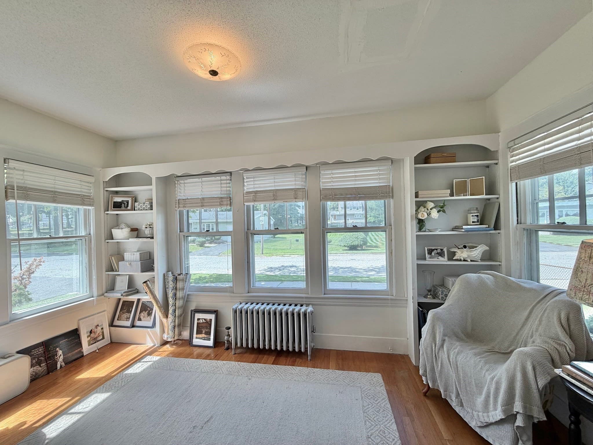 Single Family Residence at 6 Mortimer St, Springfield MA 01109, Springfield, photo 9 of 42