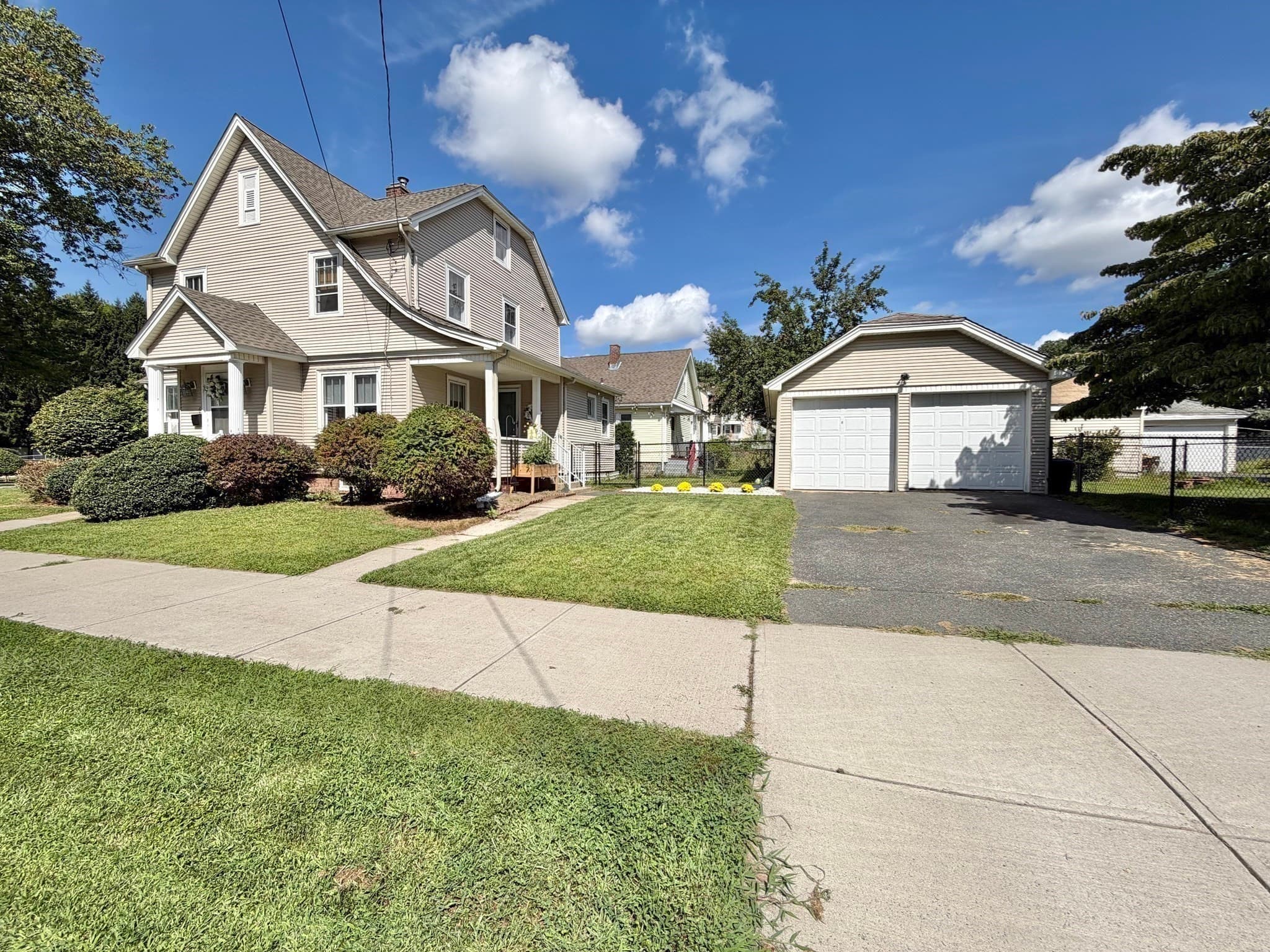 Single Family Residence at 6 Mortimer St, Springfield MA 01109, Springfield, photo 40 of 42
