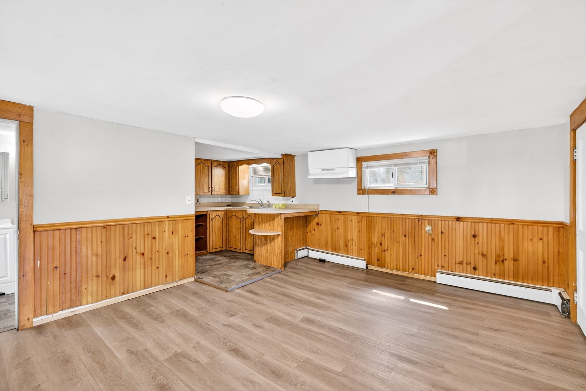 Single Family Residence at 40 Moran St, Gardner MA 01440, Gardner, photo 2 of 32