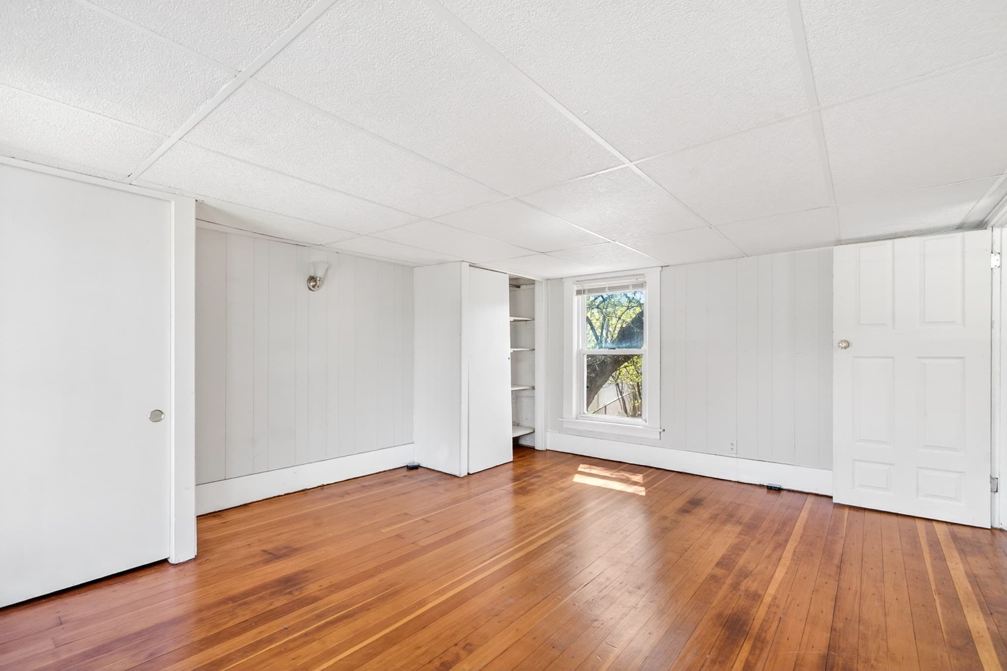 Single Family Residence at 40 Moran St, Gardner MA 01440, Gardner, photo 13 of 32